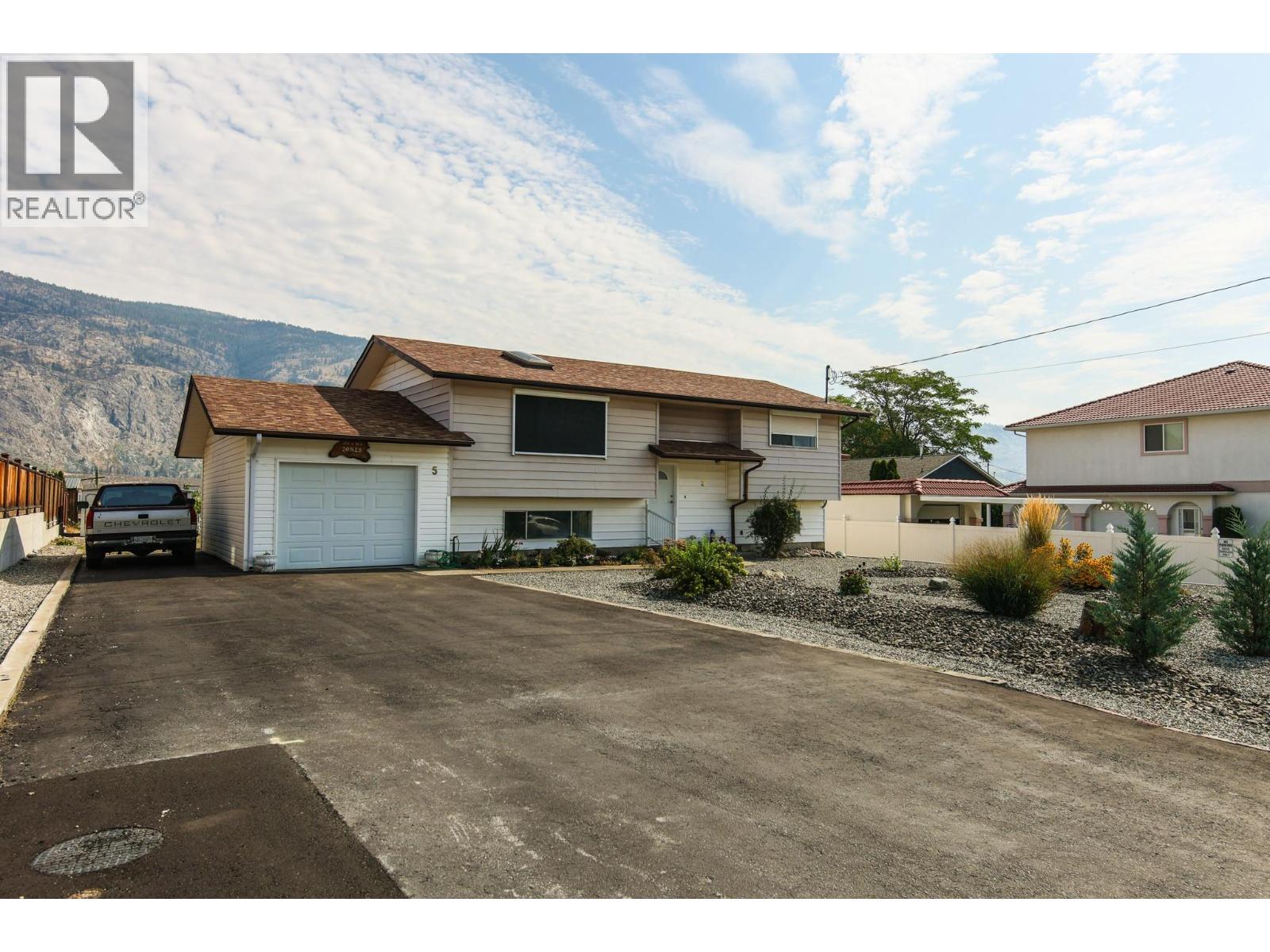 5 Mcintosh Court, Osoyoos