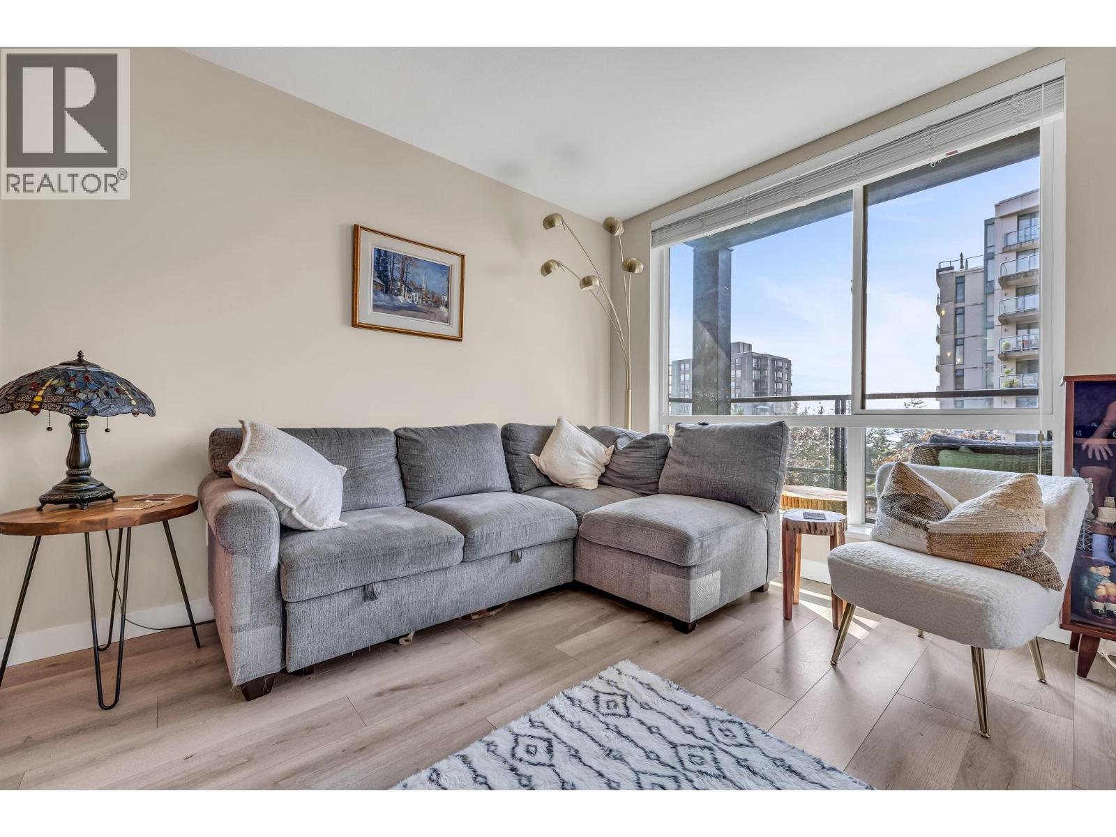 Photo 10 of 404 128 E 8th Street, North Vancouver BC