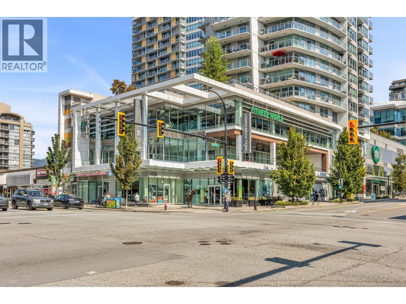Photo 28 of 404 128 E 8th Street, North Vancouver BC