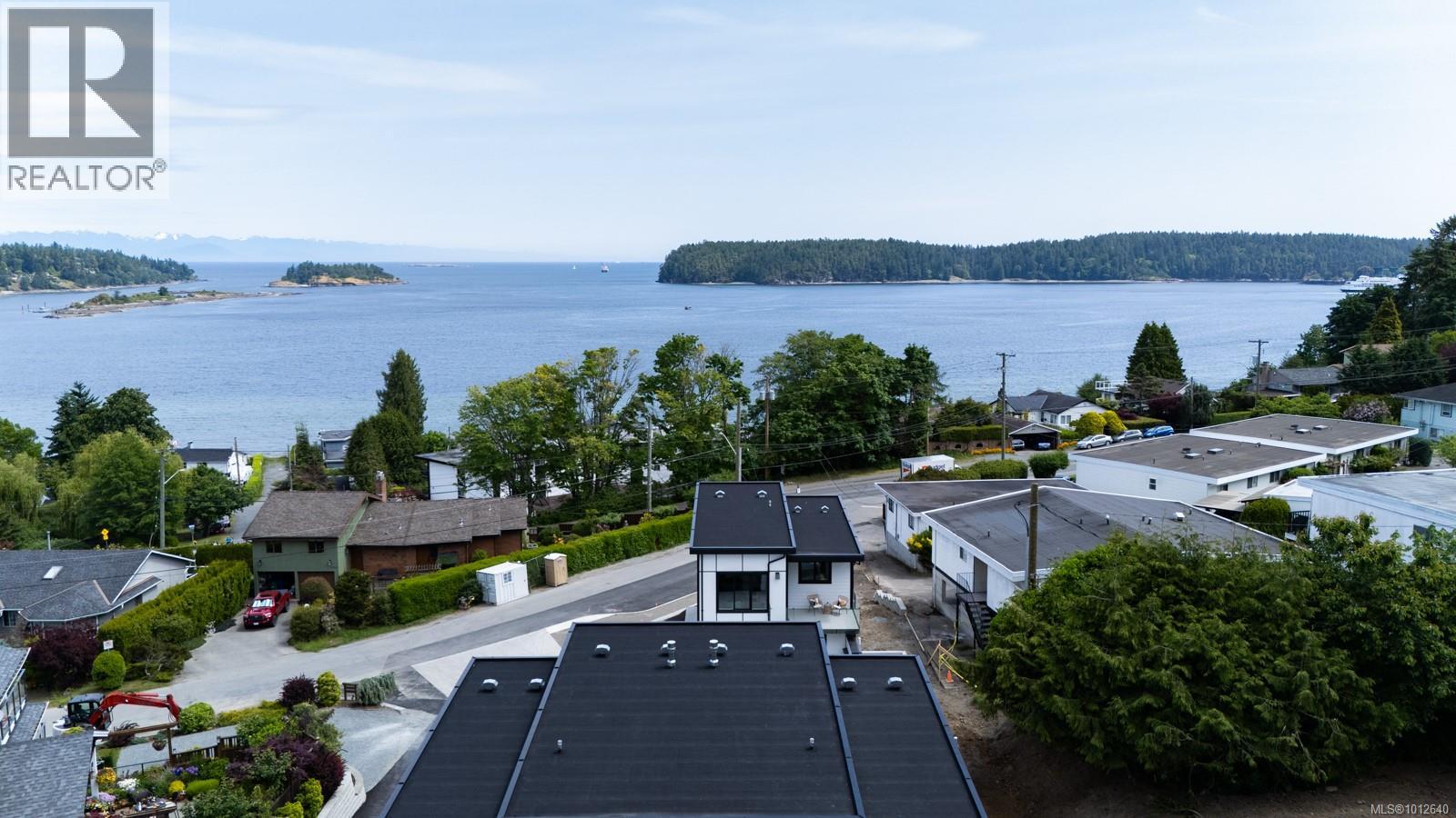 Photo 3 of 2543 Doctors Rd, Nanaimo BC