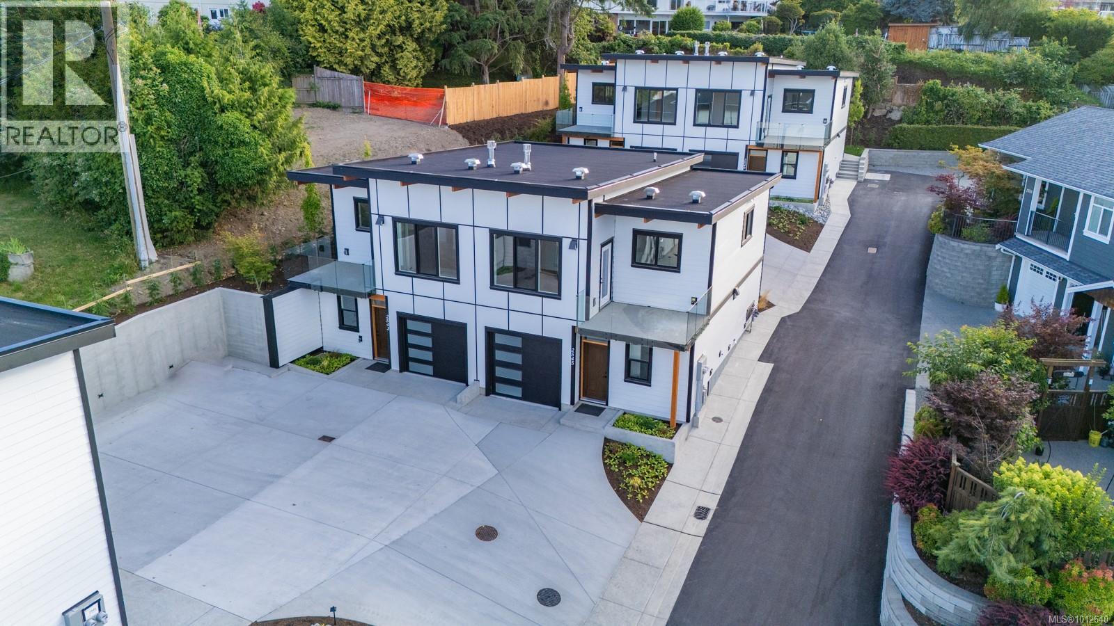 Photo 1 of 2543 Doctors Rd, Nanaimo BC
