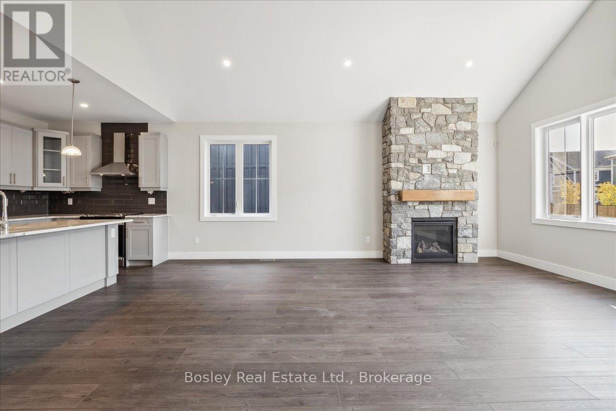 Photo 23 of 163 Sugar Maple Street, Blue Mountains ON