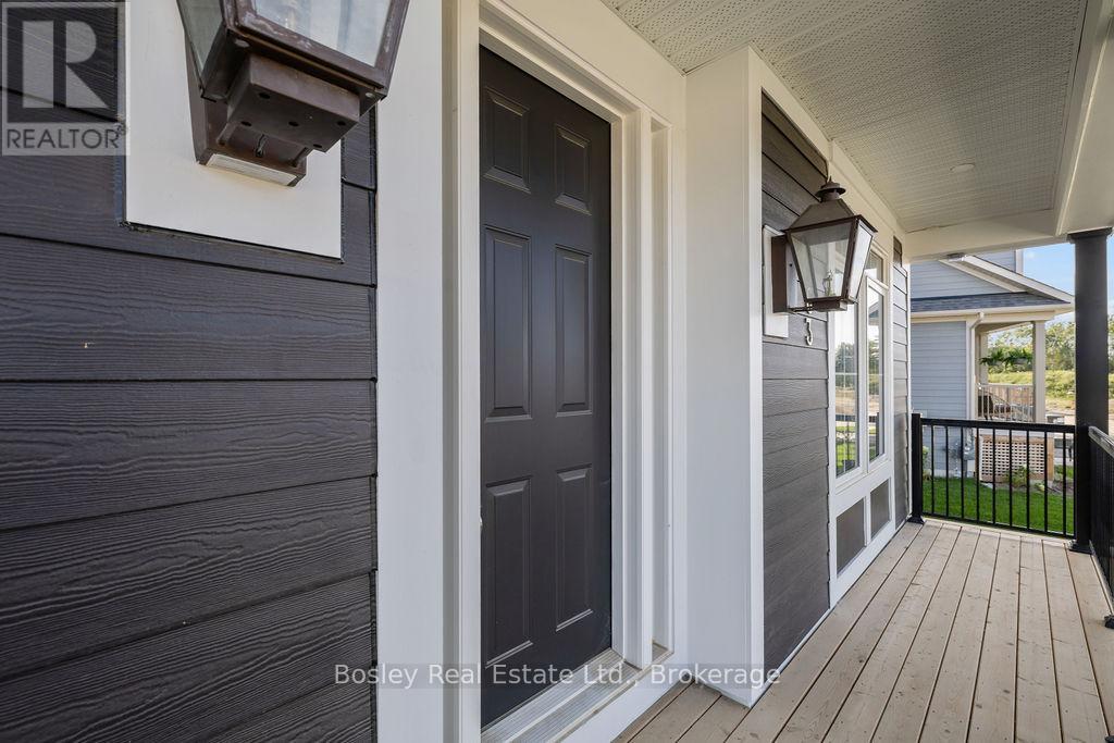 Photo 3 of 163 Sugar Maple Street, Blue Mountains ON