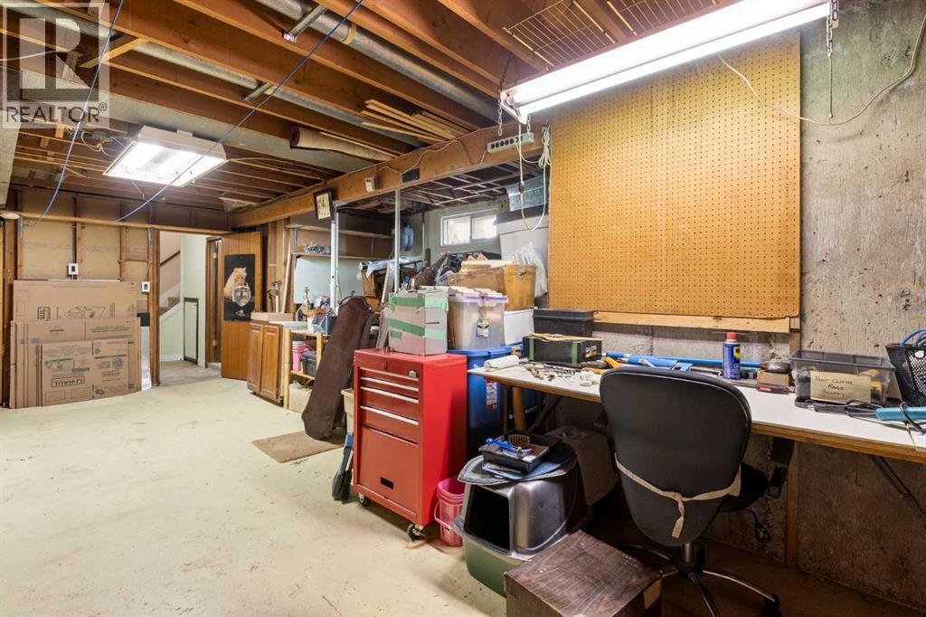 Photo 29 of 3725 41 Street Sw, Calgary AB