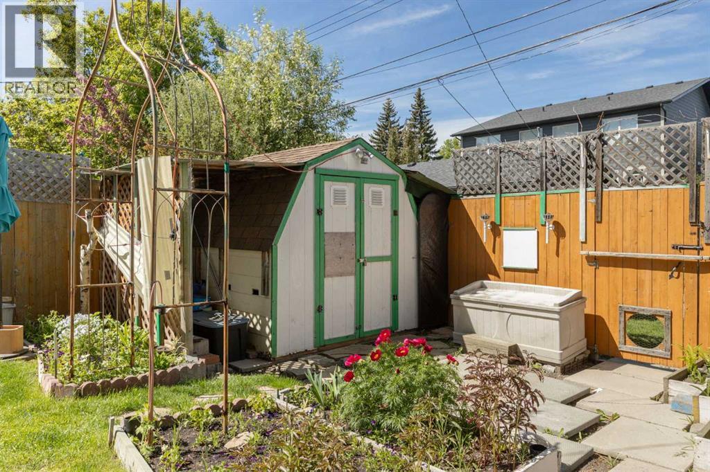 Photo 35 of 3725 41 Street Sw, Calgary AB