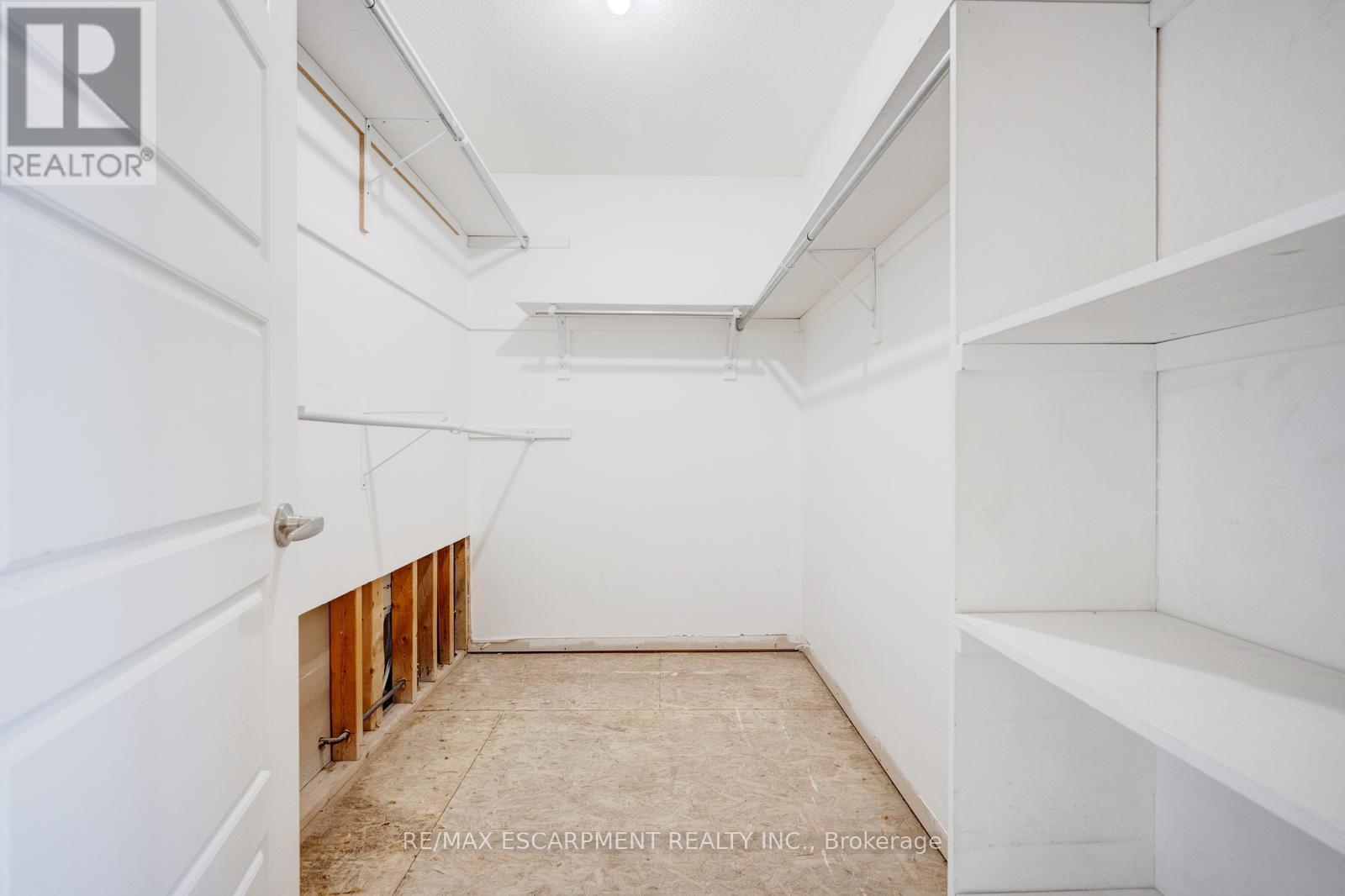 Photo 22 of 6544 Opera Glass Crescent, Mississauga ON