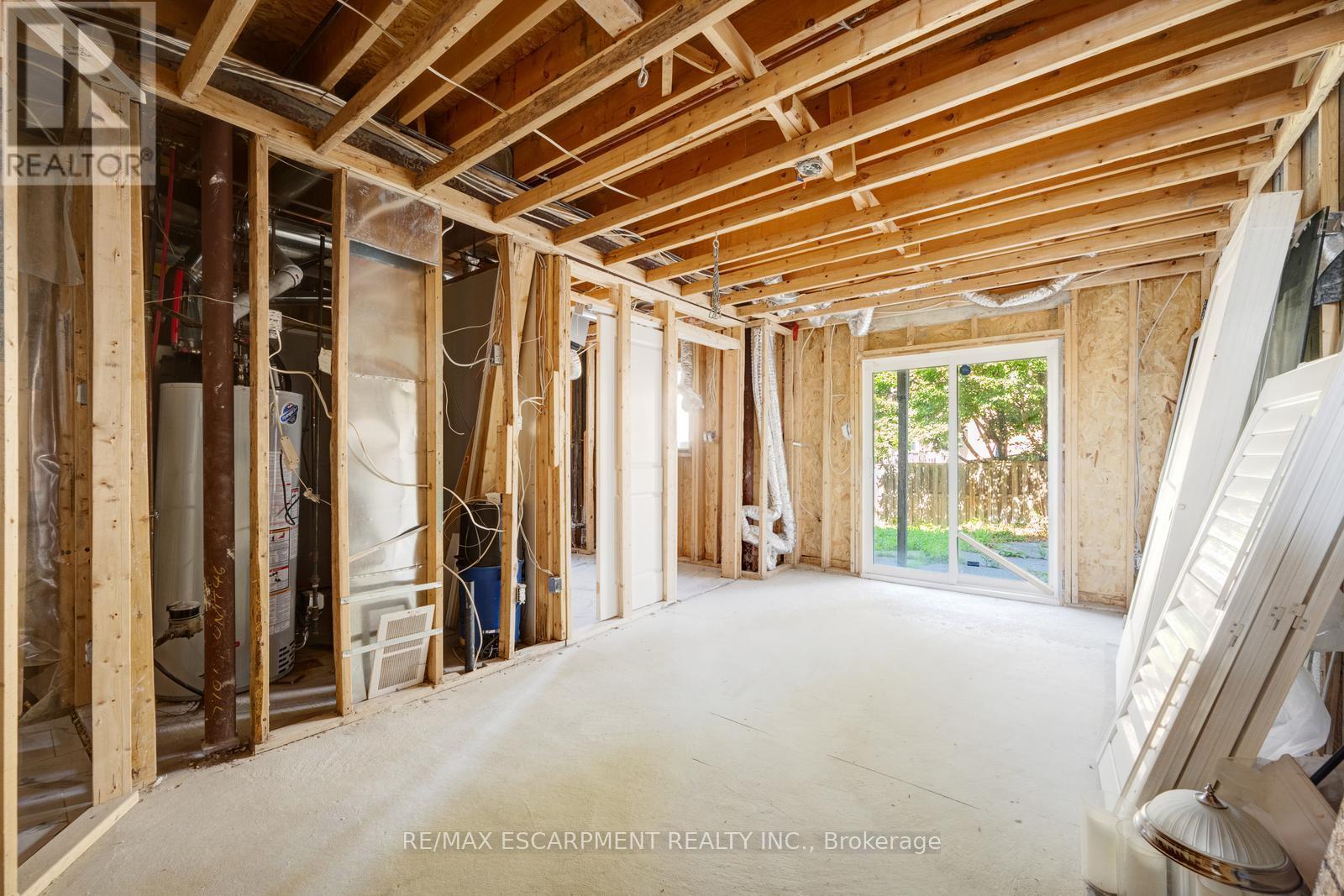 Photo 31 of 6544 Opera Glass Crescent, Mississauga ON