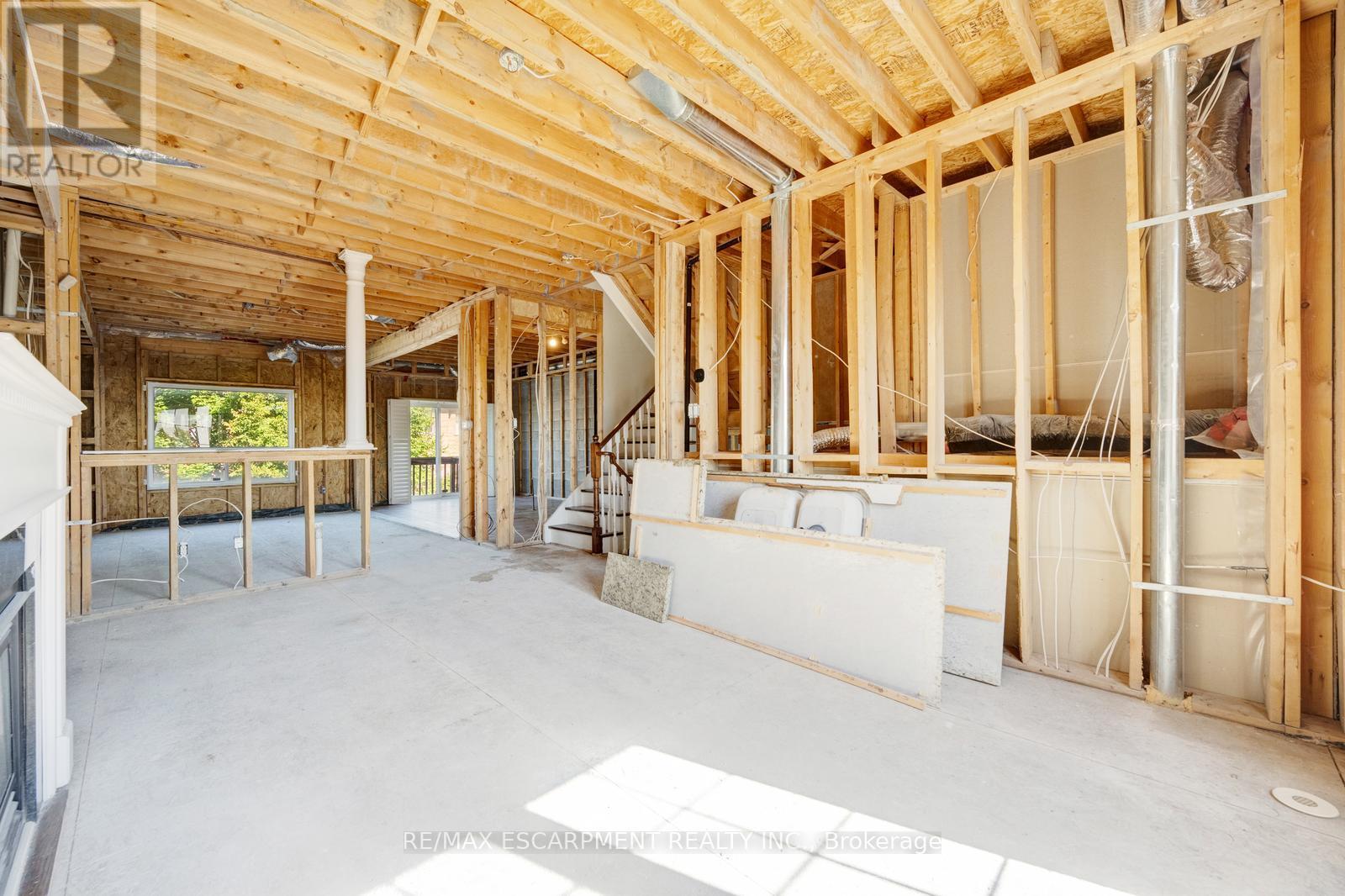 Photo 7 of 6544 Opera Glass Crescent, Mississauga ON