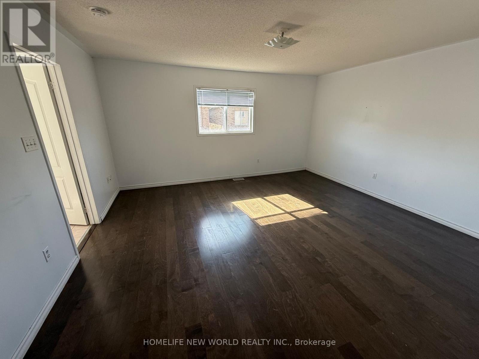 Photo 13 of Upper 86 Jewel Crescent, Brampton ON