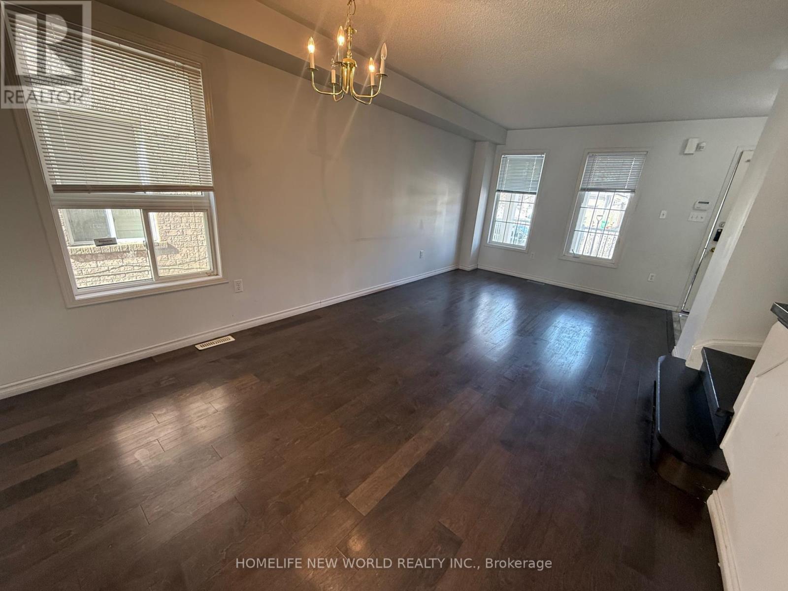Photo 6 of Upper 86 Jewel Crescent, Brampton ON