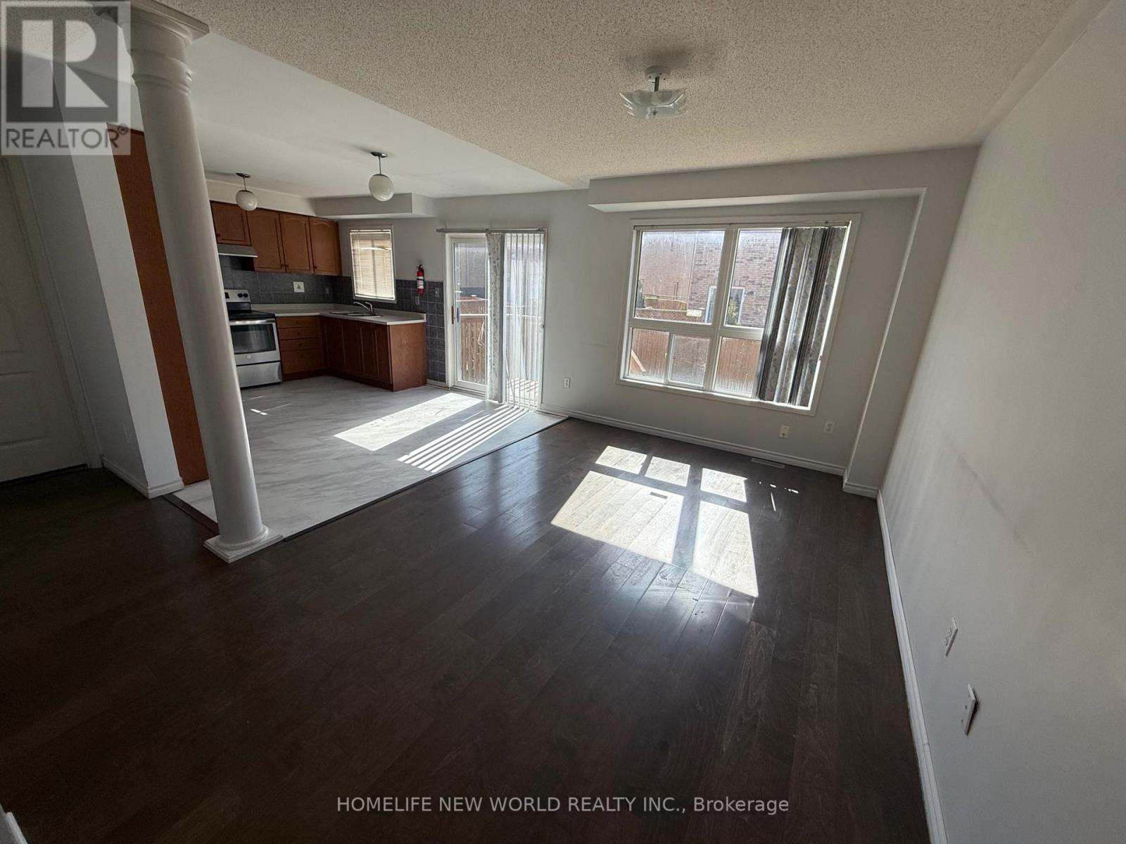 Photo 7 of Upper 86 Jewel Crescent, Brampton ON