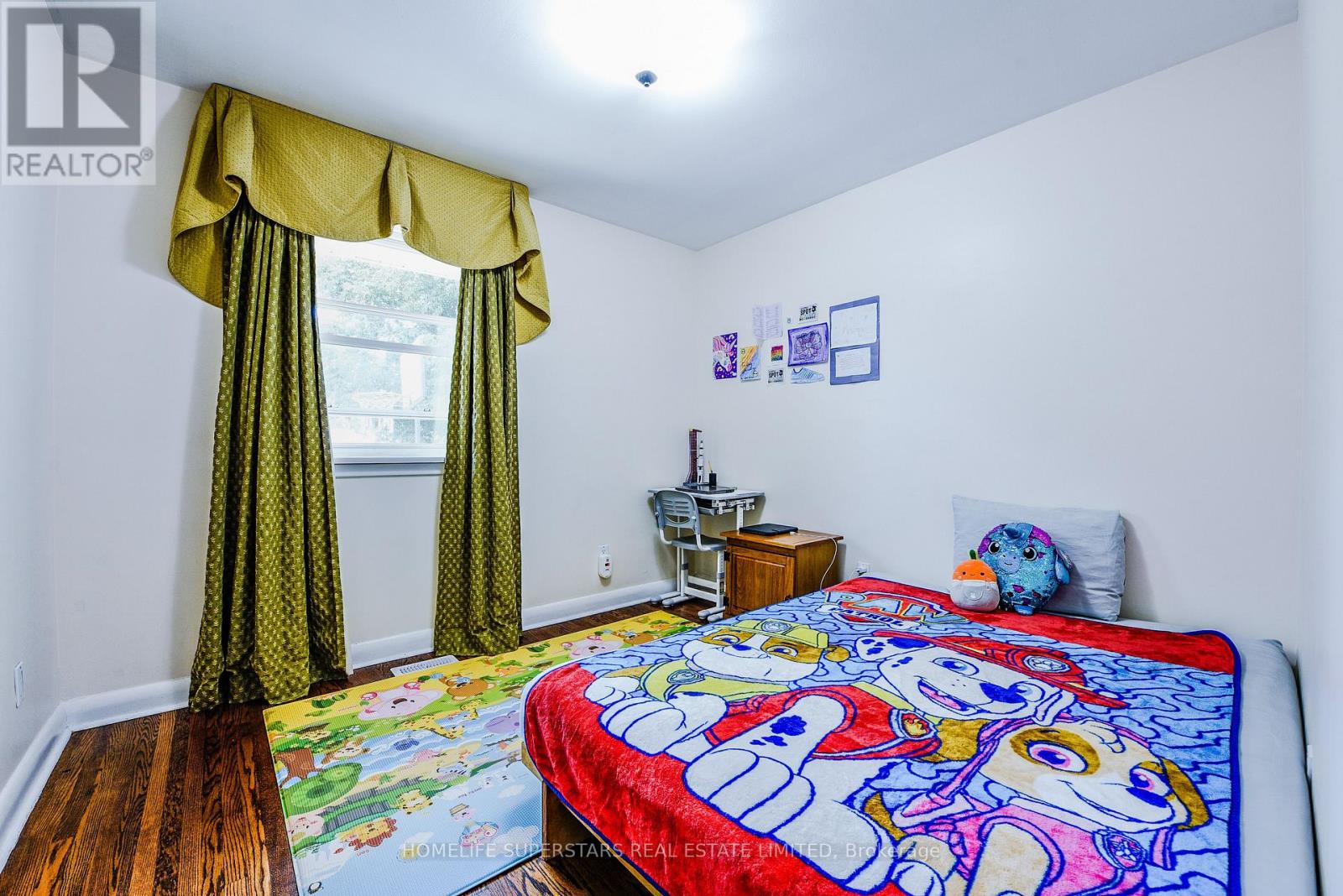 Photo 15 of 3987 Bloor Street W, Toronto ON