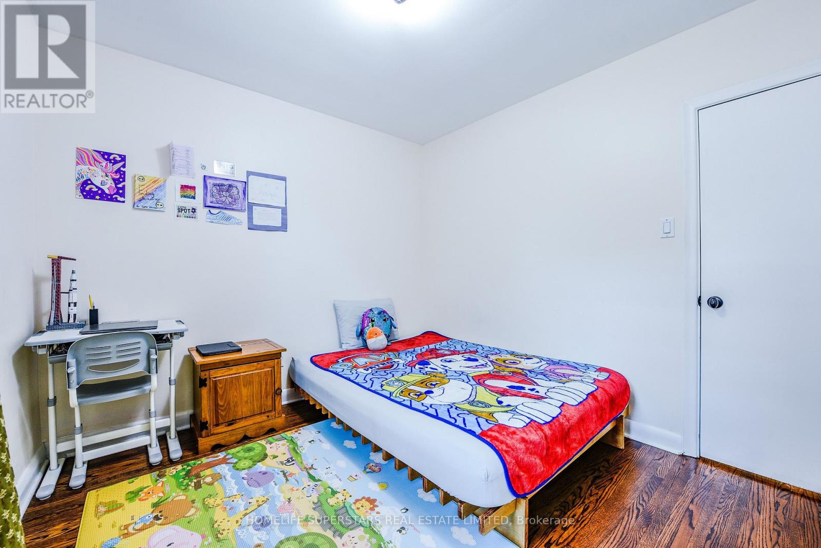 Photo 20 of 3987 Bloor Street W, Toronto ON