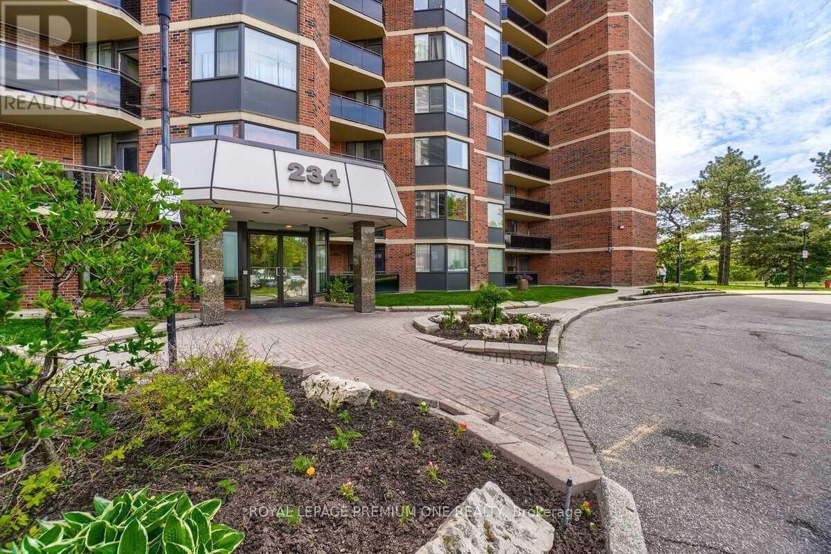 Photo 2 of 811 234 Albion Road, Toronto ON