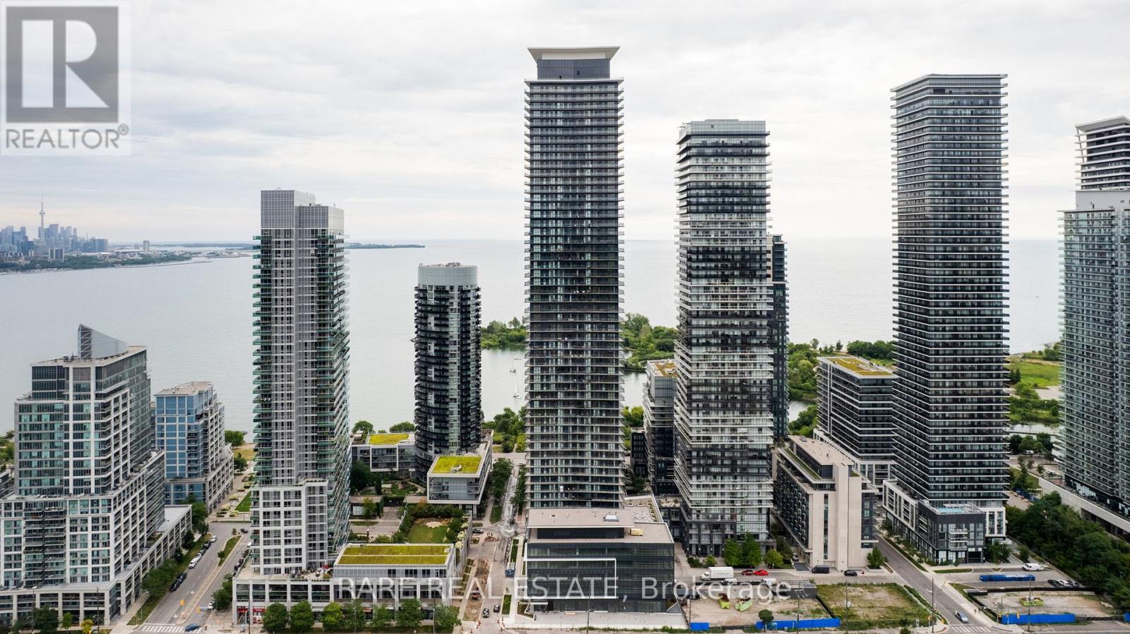 Photo 2 of 2803 38 Annie Craig Drive, Toronto ON