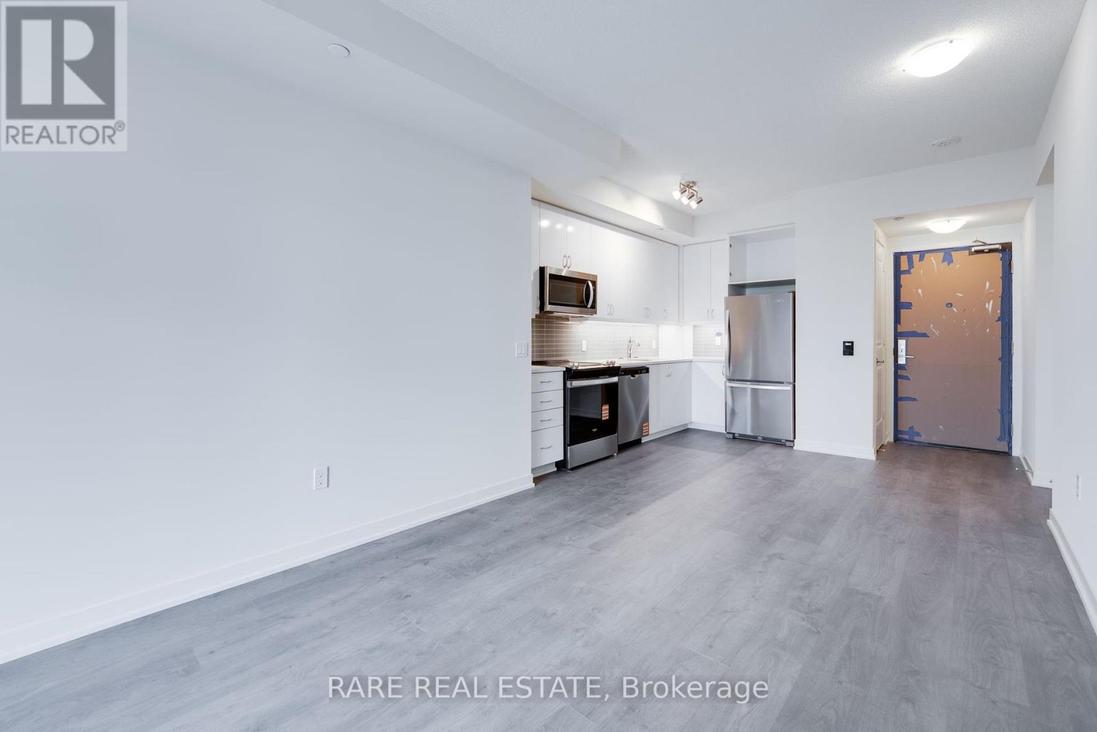 Photo 6 of 2803 38 Annie Craig Drive, Toronto ON