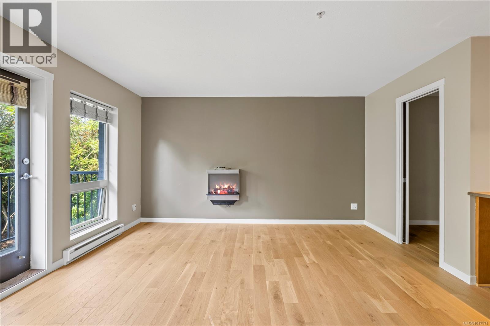 209 555 Franklyn St, Nanaimo