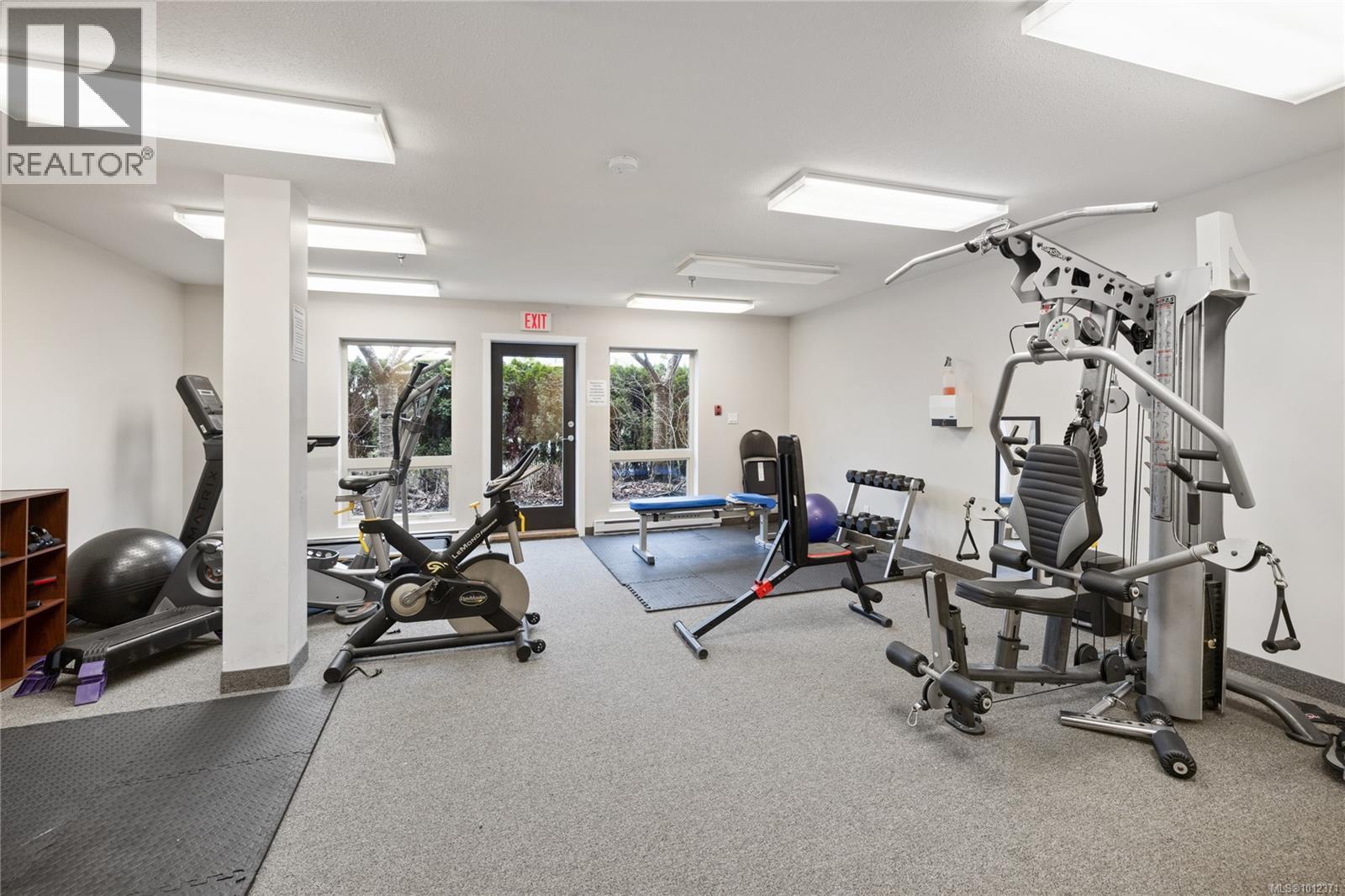 209 555 Franklyn St, Nanaimo