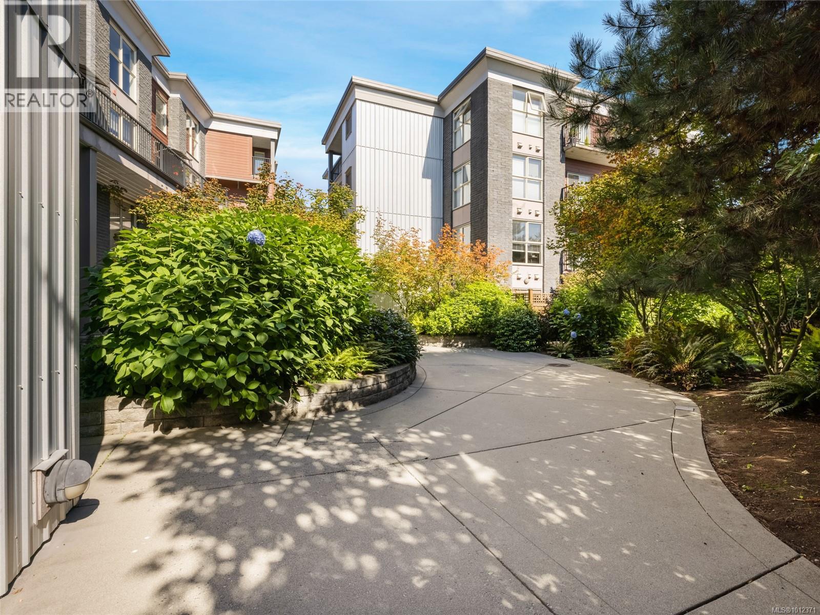 209 555 Franklyn St, Nanaimo