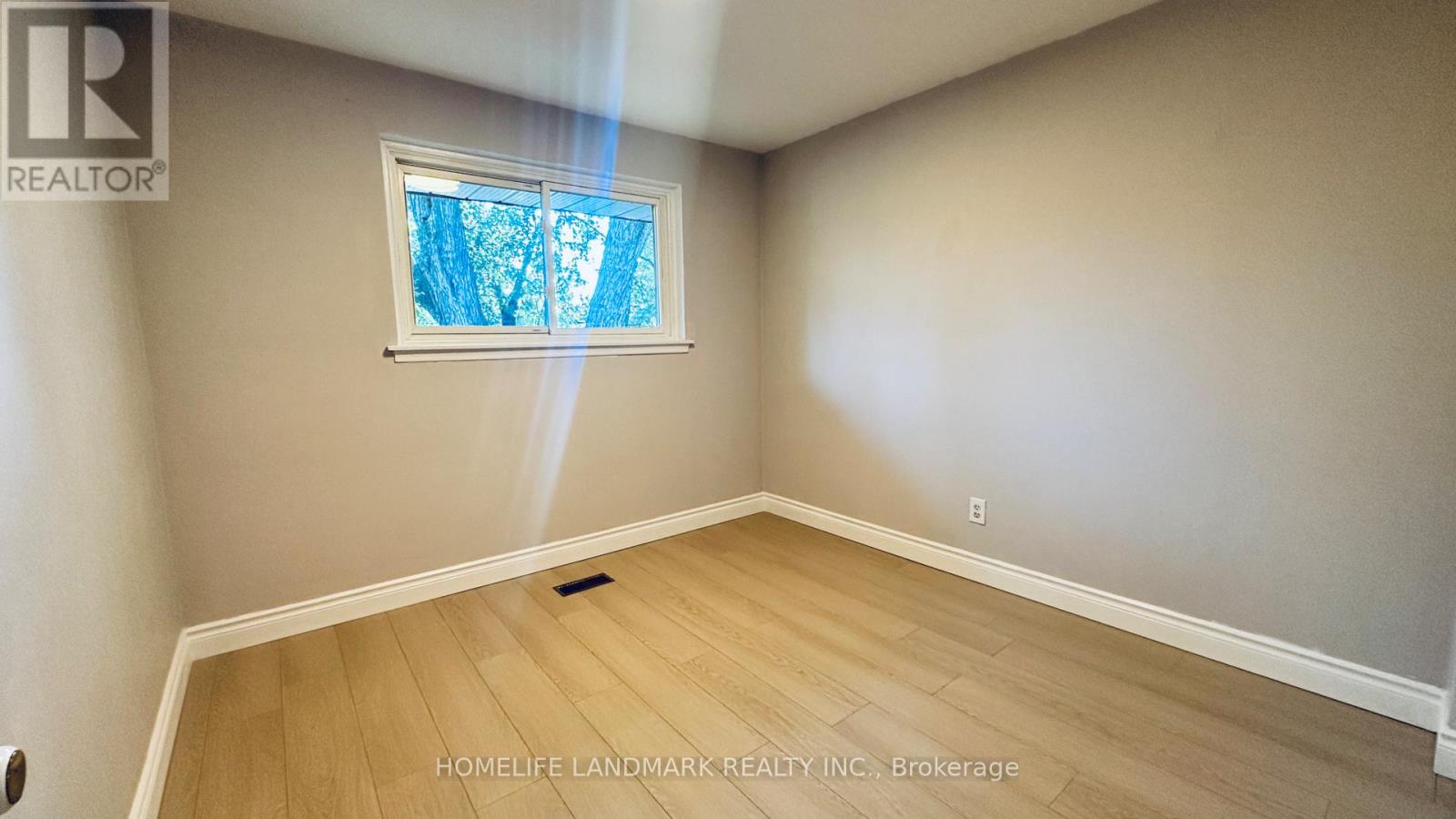 Photo 26 of 3463 Orion Crescent, Mississauga ON