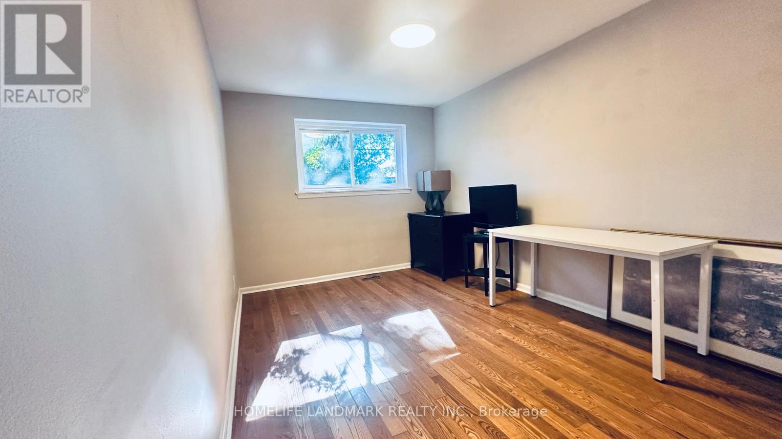 Photo 14 of 3463 Orion Crescent, Mississauga ON