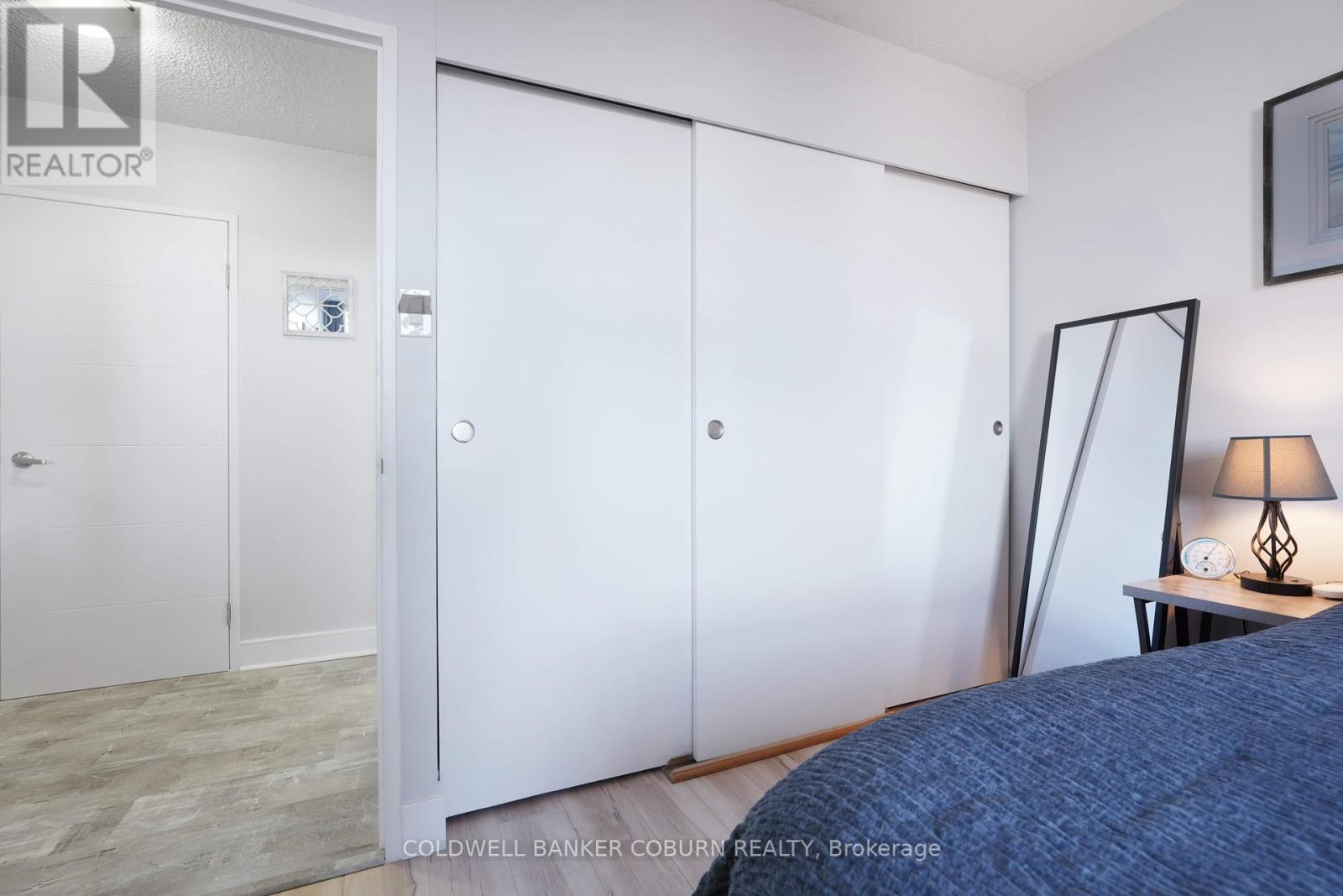 Photo 15 of 614 2020 Jasmine Crescent, Ottawa ON
