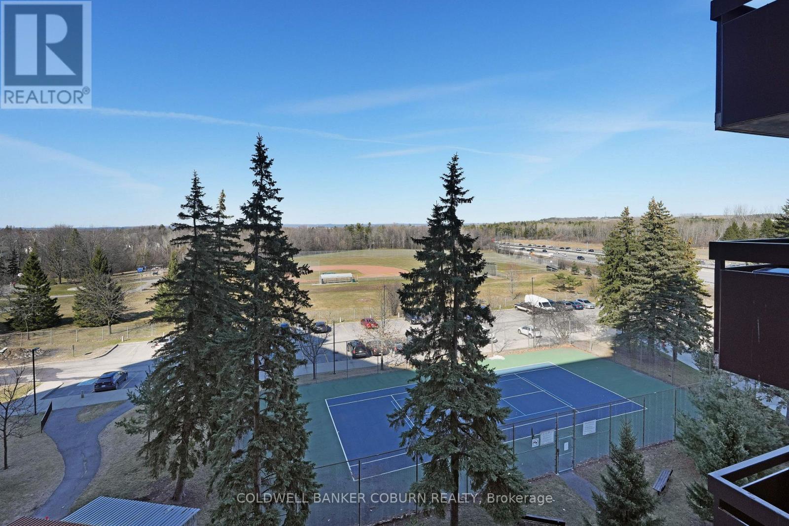Photo 18 of 614 2020 Jasmine Crescent, Ottawa ON