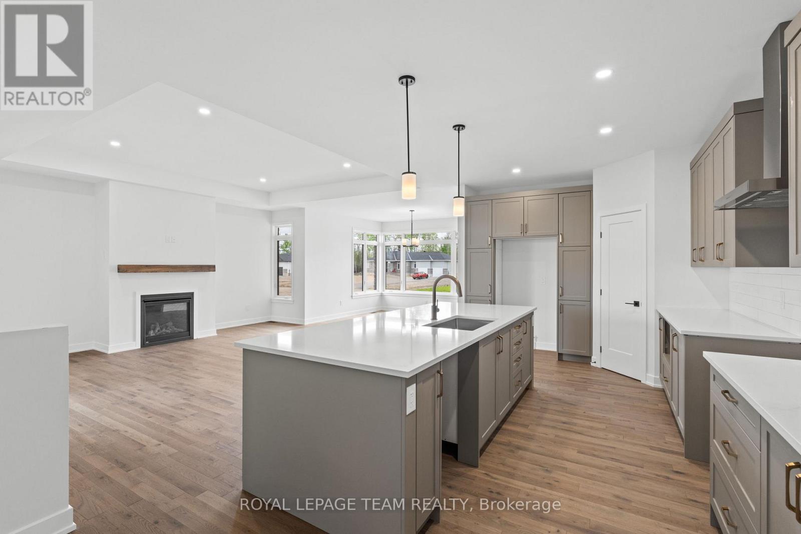 Photo 15 of 37 Tennant Drive, Rideau Lakes ON