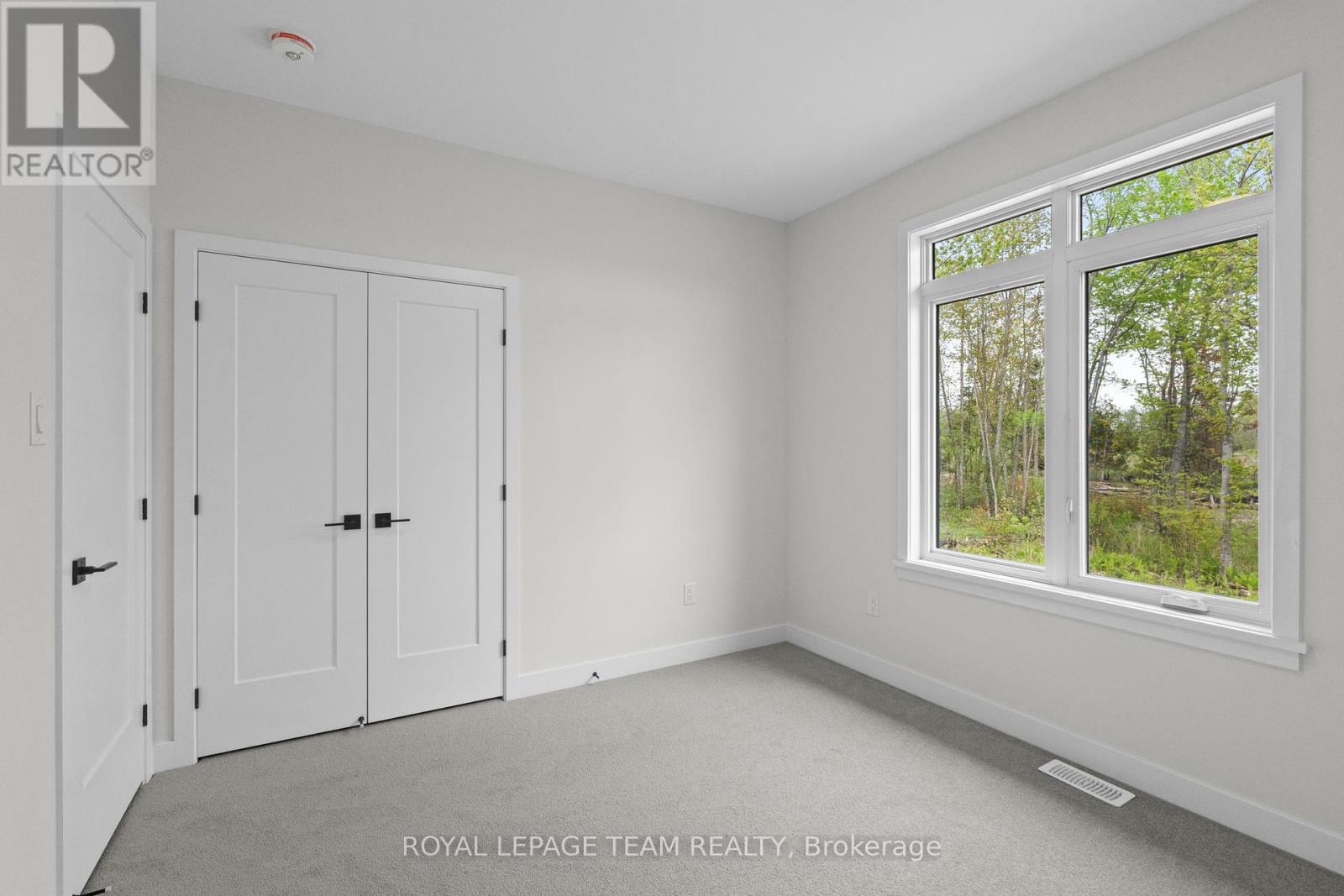 Photo 32 of 37 Tennant Drive, Rideau Lakes ON