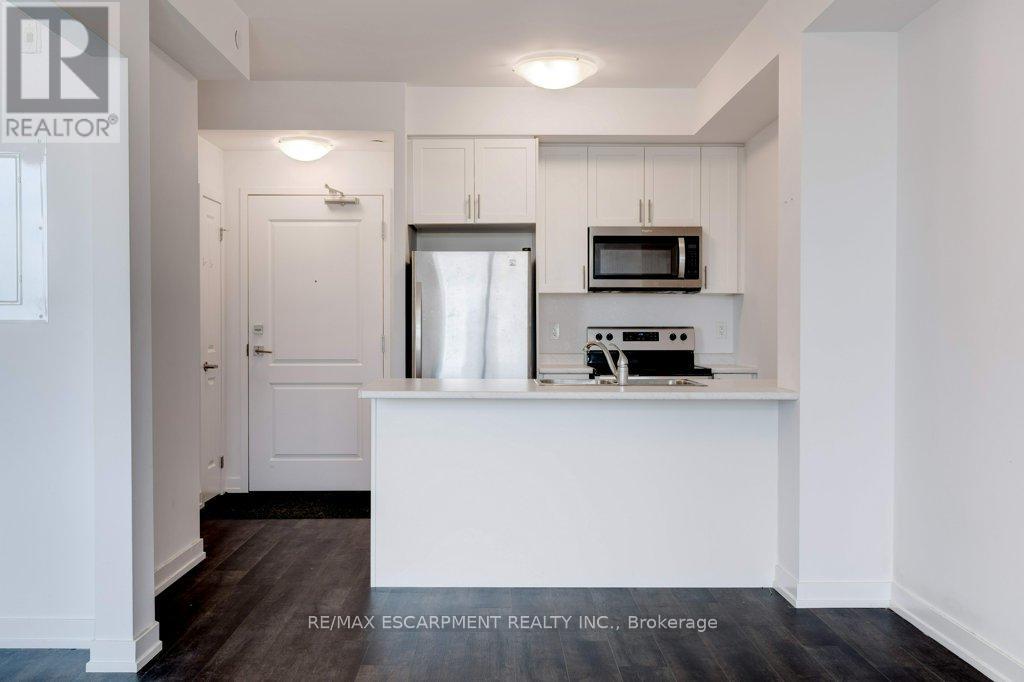 Photo 8 of 213 5055 Greenlane Road, Lincoln ON