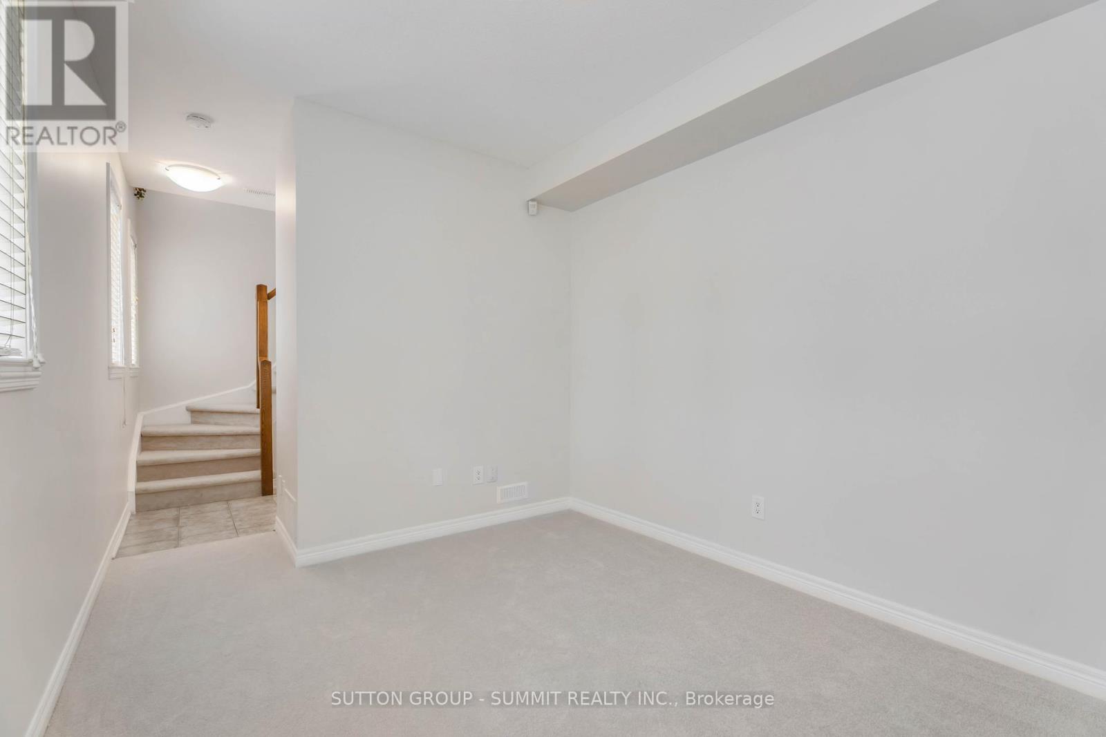 Photo 5 of 25 337 Beach Boulevard, Hamilton ON