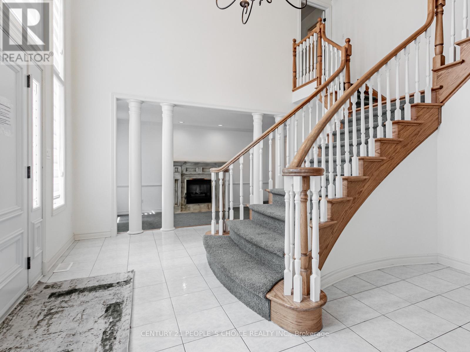 Photo 5 of 187 Welland Road, Pelham ON