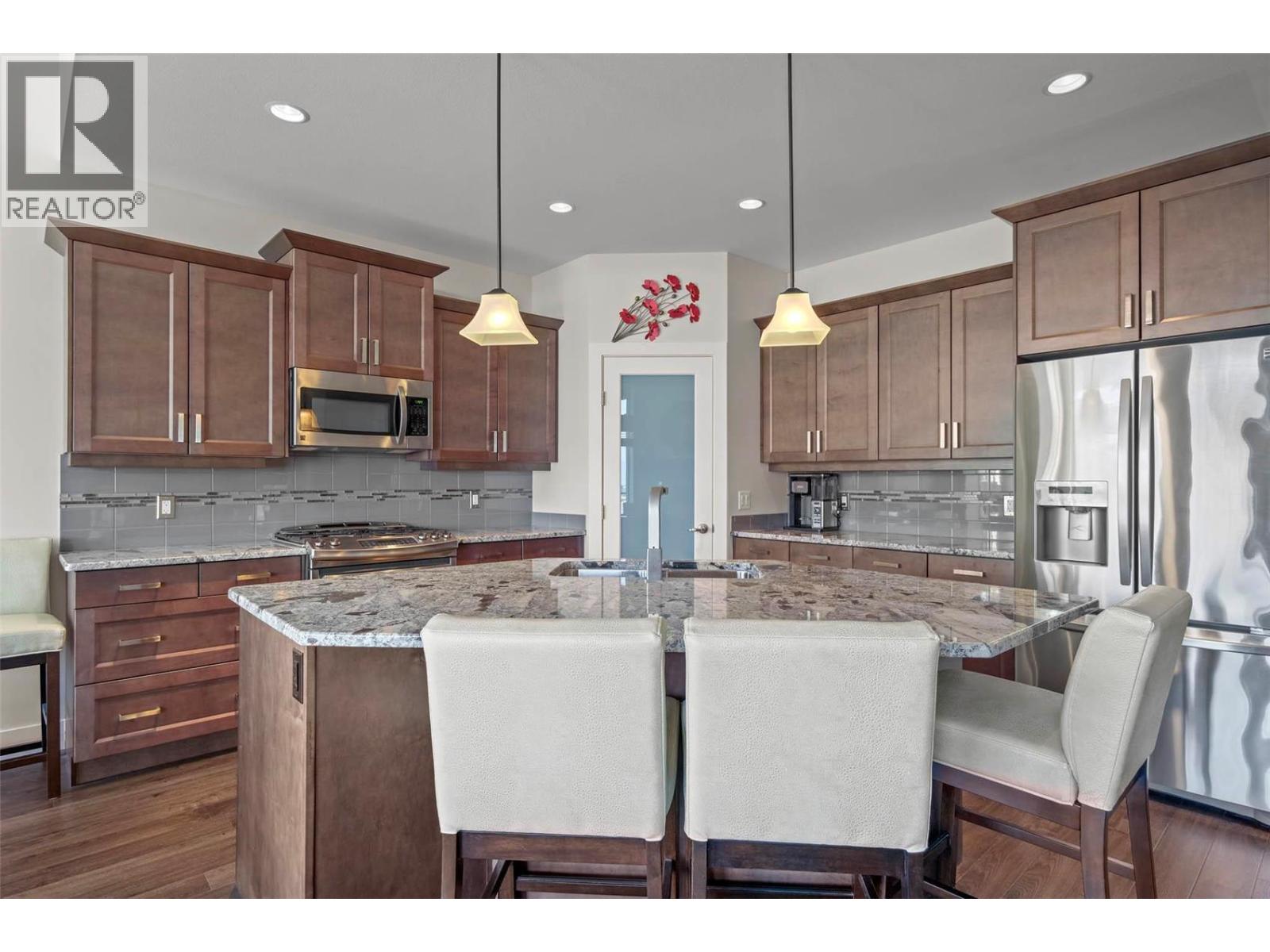  1940 Cornerstone Drive, West Kelowna