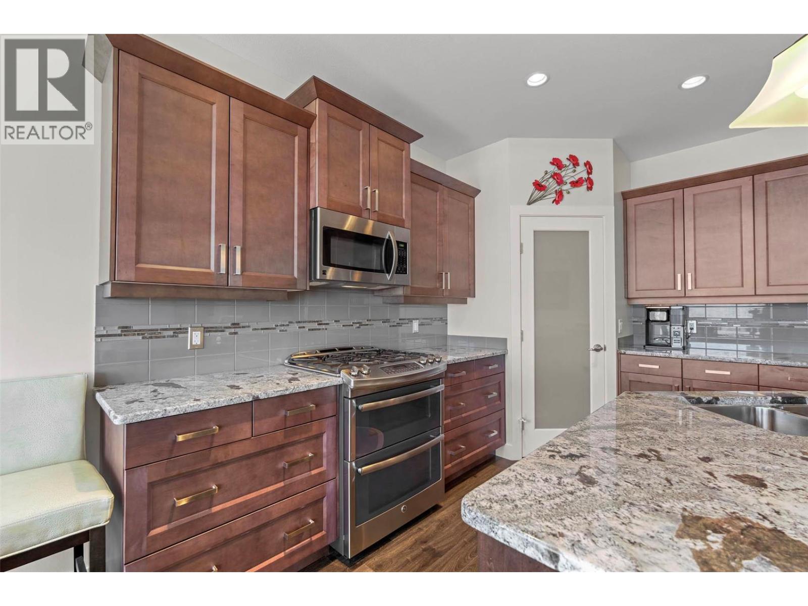  1940 Cornerstone Drive, West Kelowna