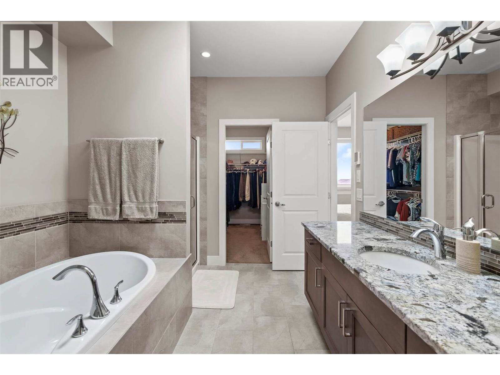  1940 Cornerstone Drive, West Kelowna
