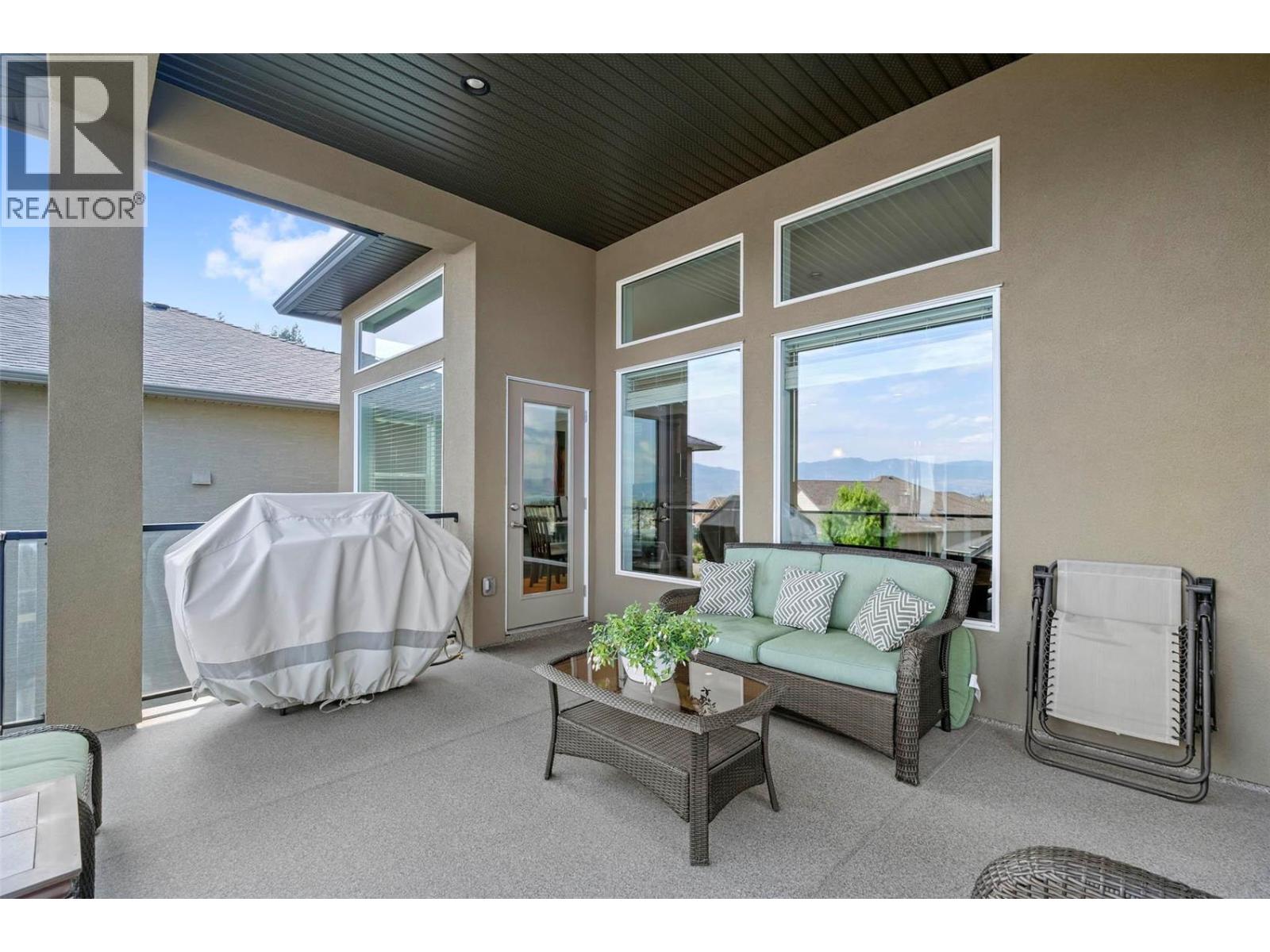  1940 Cornerstone Drive, West Kelowna