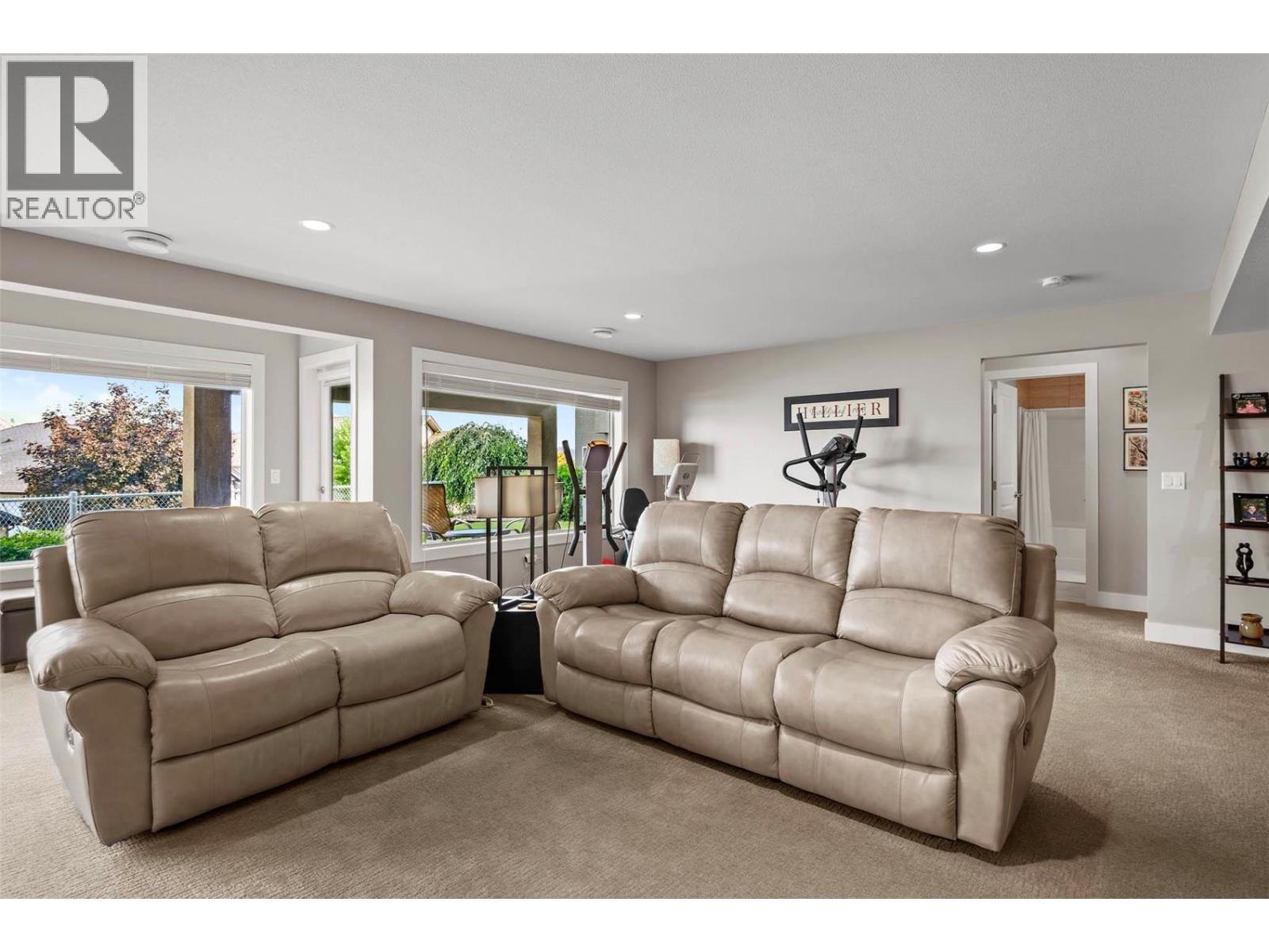  1940 Cornerstone Drive, West Kelowna