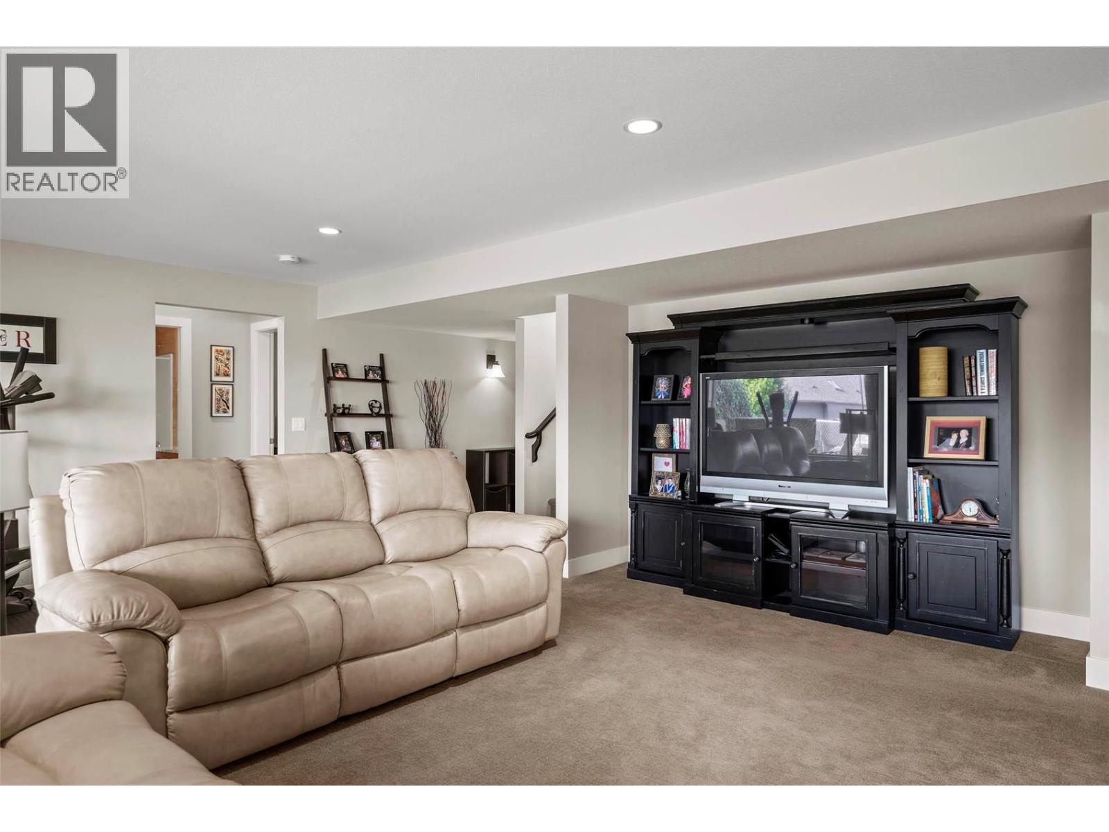  1940 Cornerstone Drive, West Kelowna