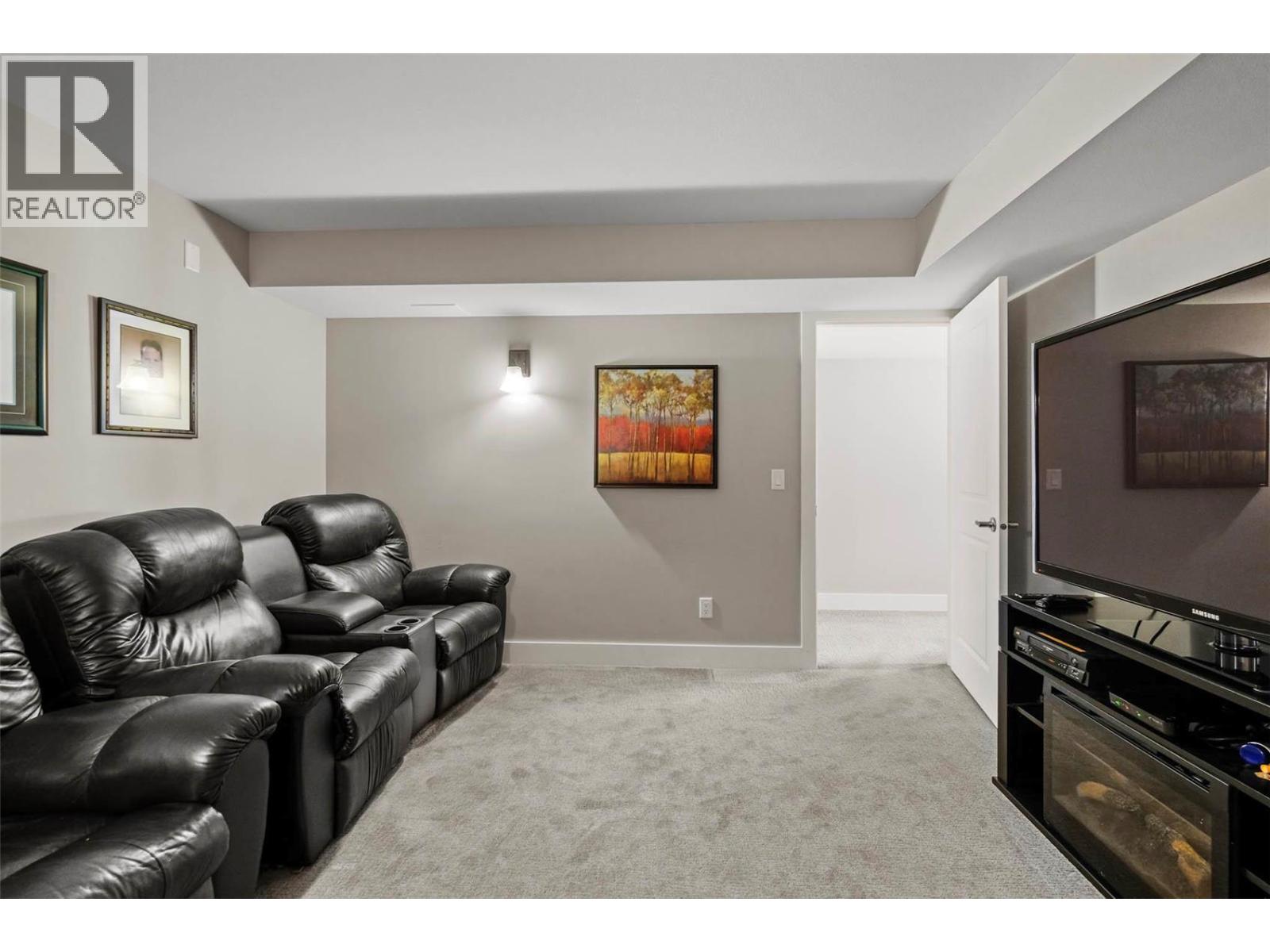  1940 Cornerstone Drive, West Kelowna