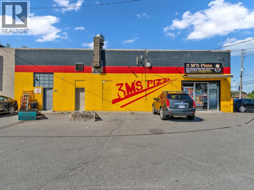 Photo 3 of 3857 Wyandotte Street East Unit 2, Windsor ON