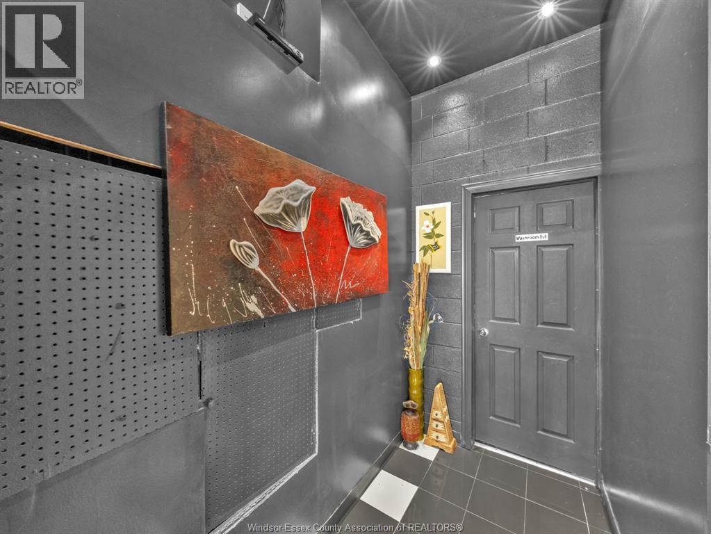 Photo 21 of 3857 Wyandotte Street East Unit 2, Windsor ON