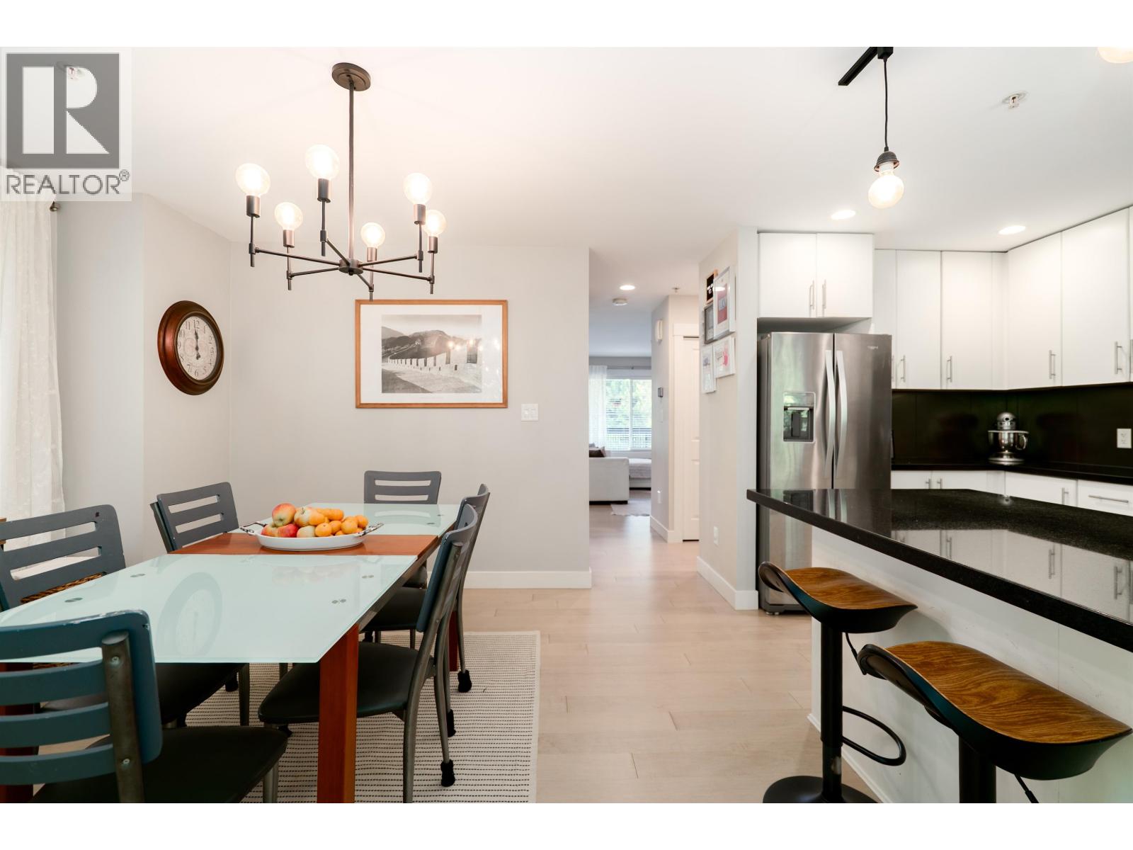 Photo 17 of 9 22206 124 Avenue, Maple Ridge BC