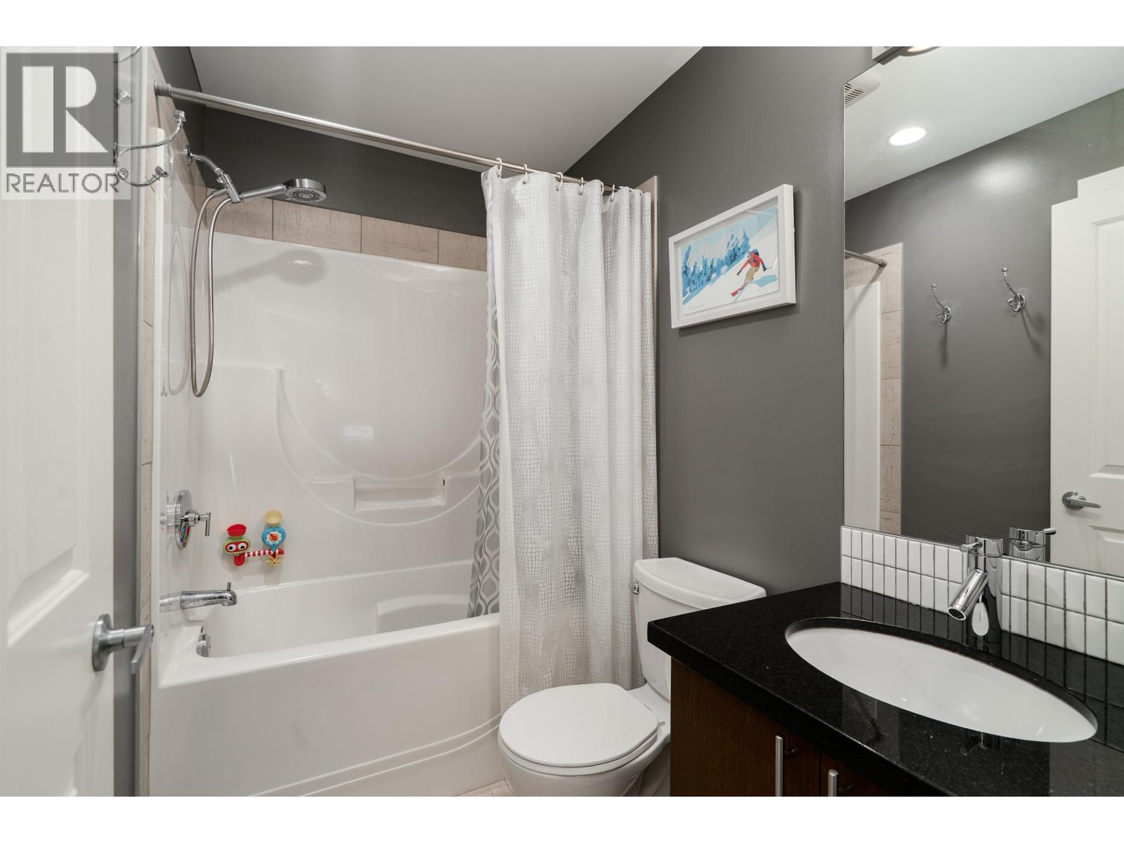 Photo 27 of 9 22206 124 Avenue, Maple Ridge BC