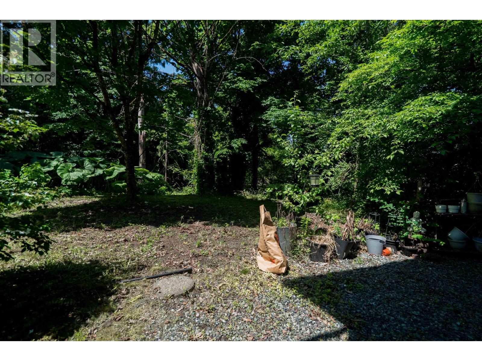 Photo 34 of 9 22206 124 Avenue, Maple Ridge BC
