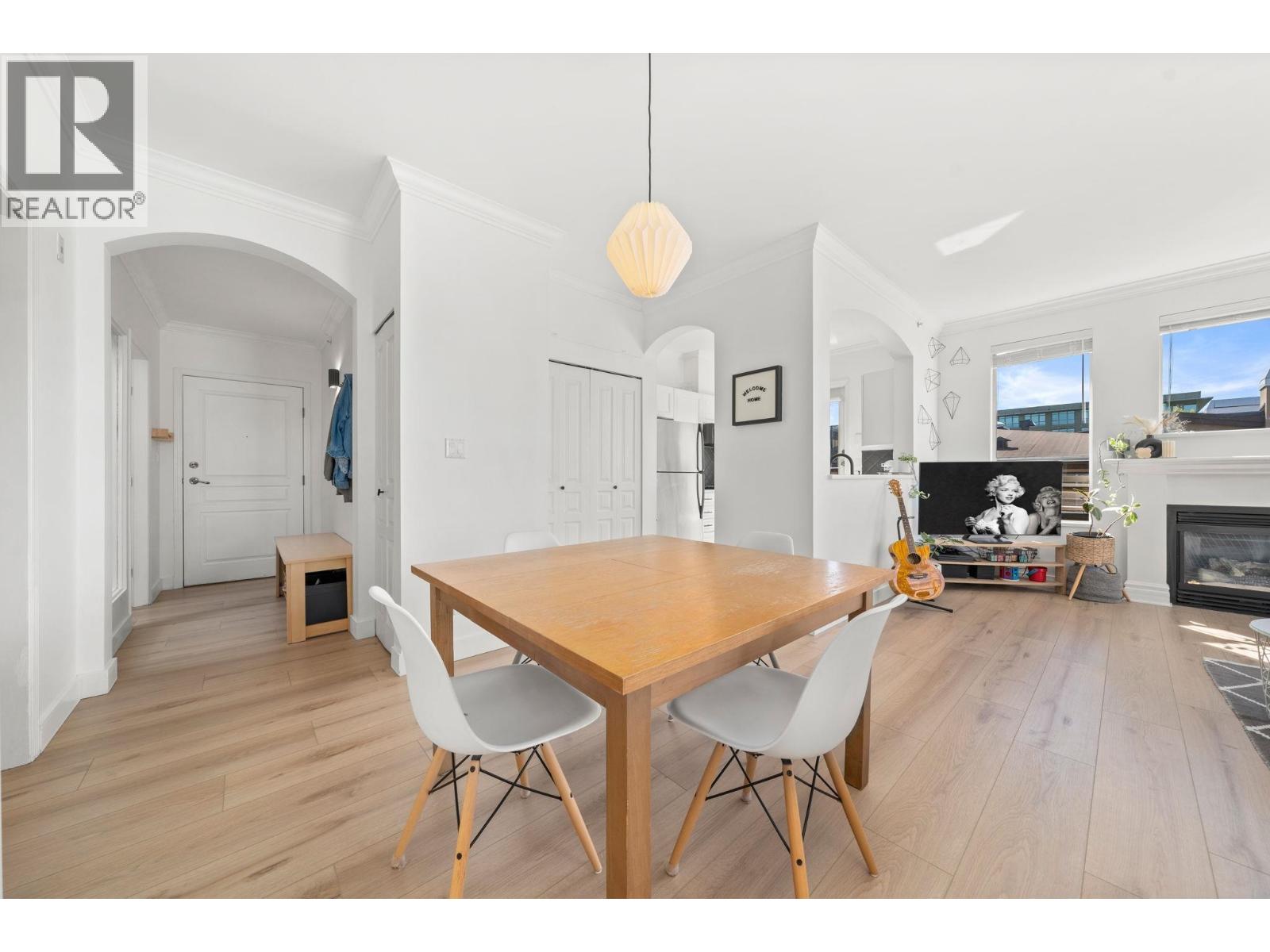 Photo 10 of 400 2175 Salal Drive, Vancouver BC