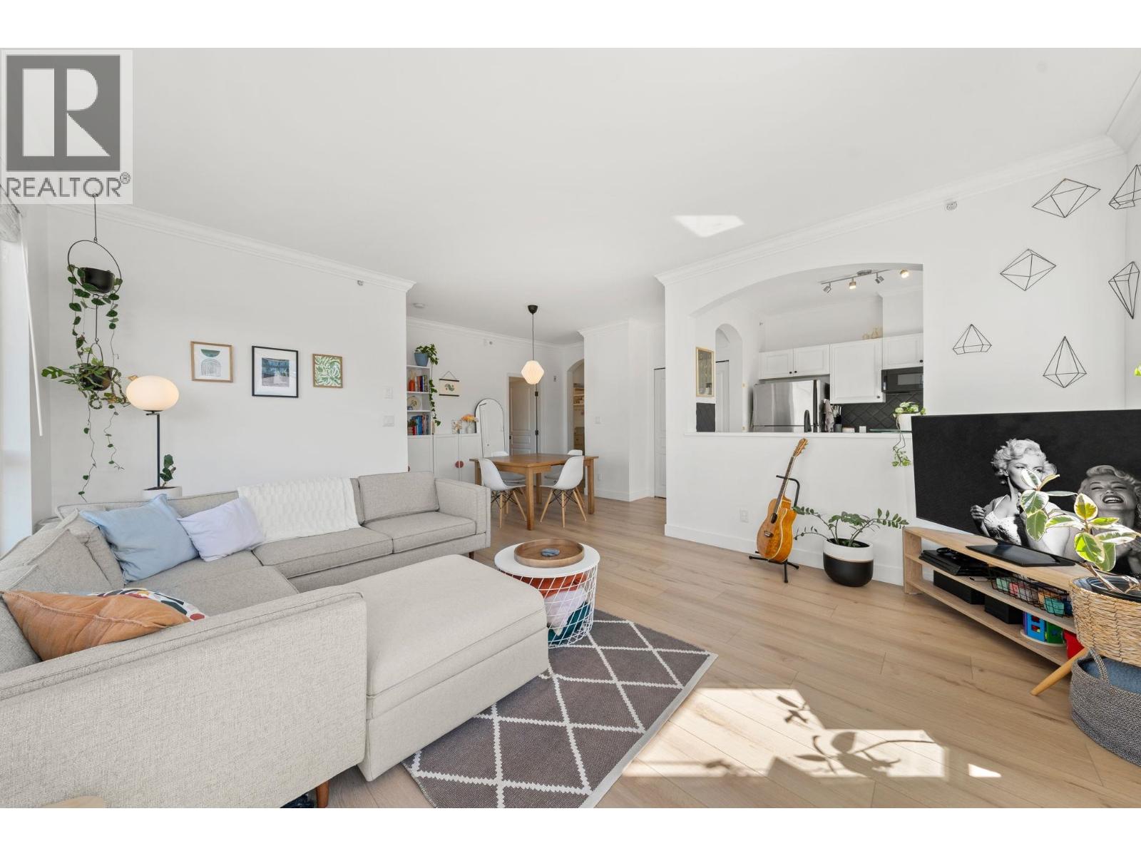 Photo 7 of 400 2175 Salal Drive, Vancouver BC