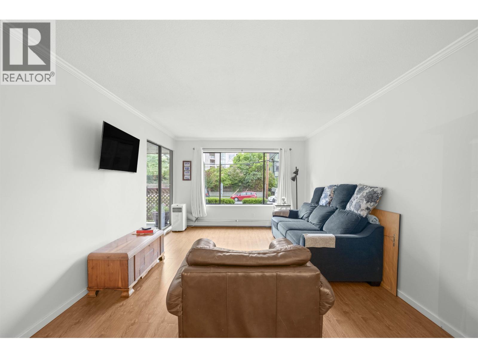Photo 14 of 213 436 Seventh Street, New Westminster BC