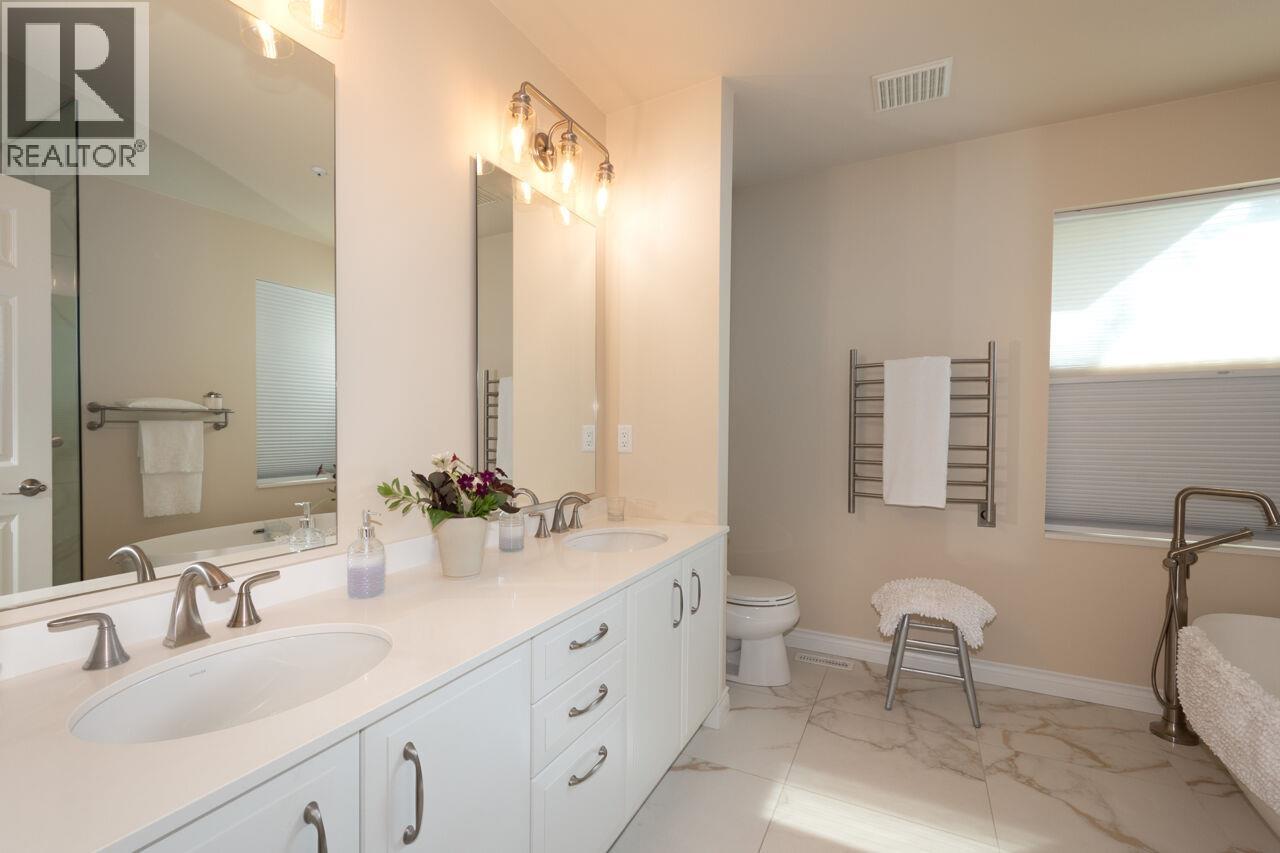 Photo 19 of 3178 Deer Ridge Drive, West Vancouver BC