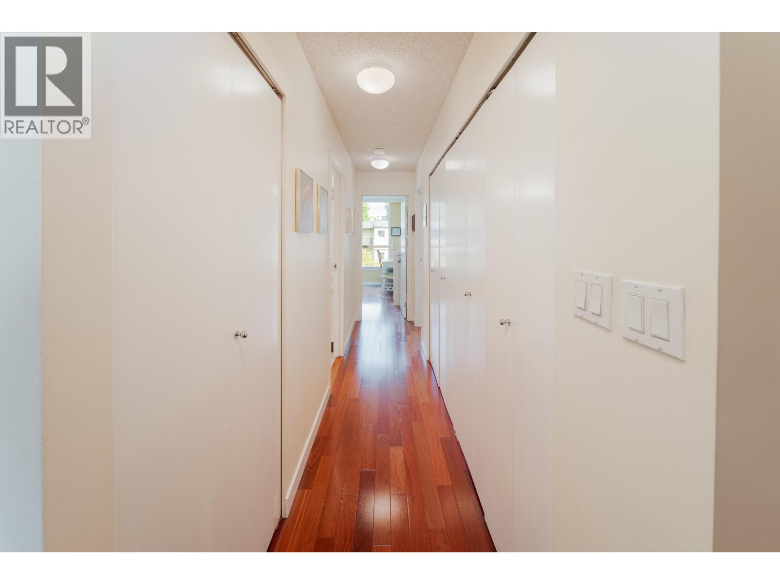 Photo 15 of 501 1345 Burnaby Street, Vancouver BC
