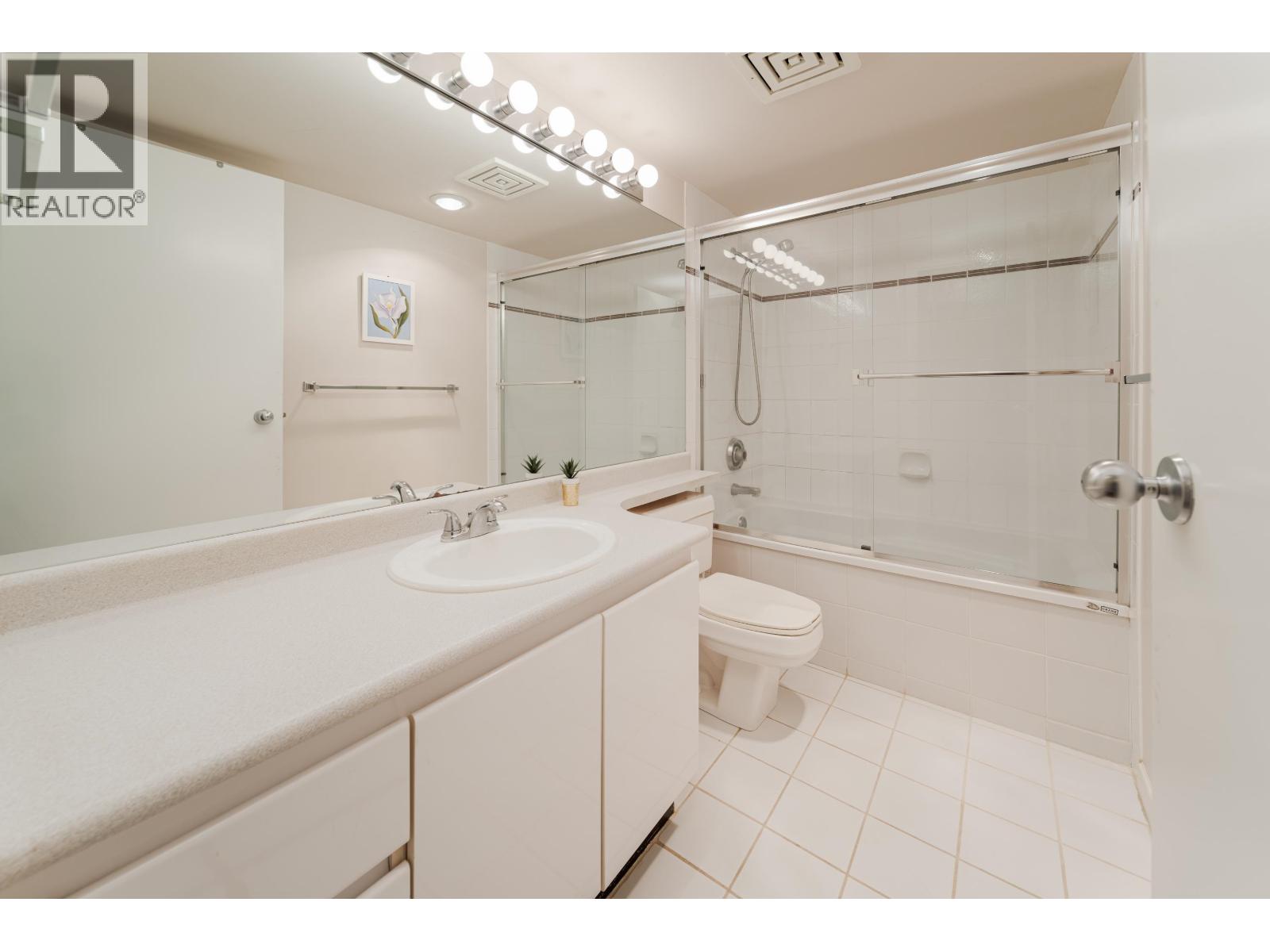 Photo 20 of 501 1345 Burnaby Street, Vancouver BC